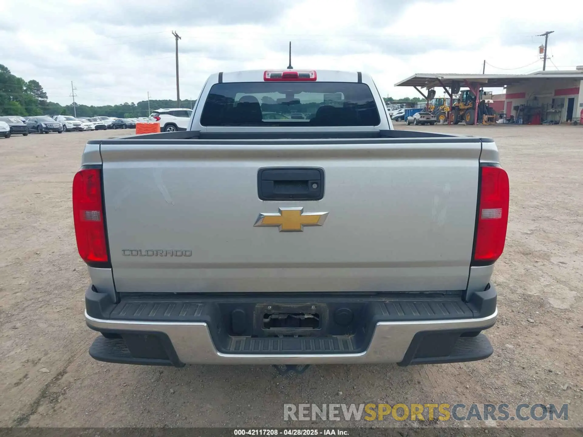 16 Photograph of a damaged car 1GCHSBEA3L1138351 CHEVROLET COLORADO 2020