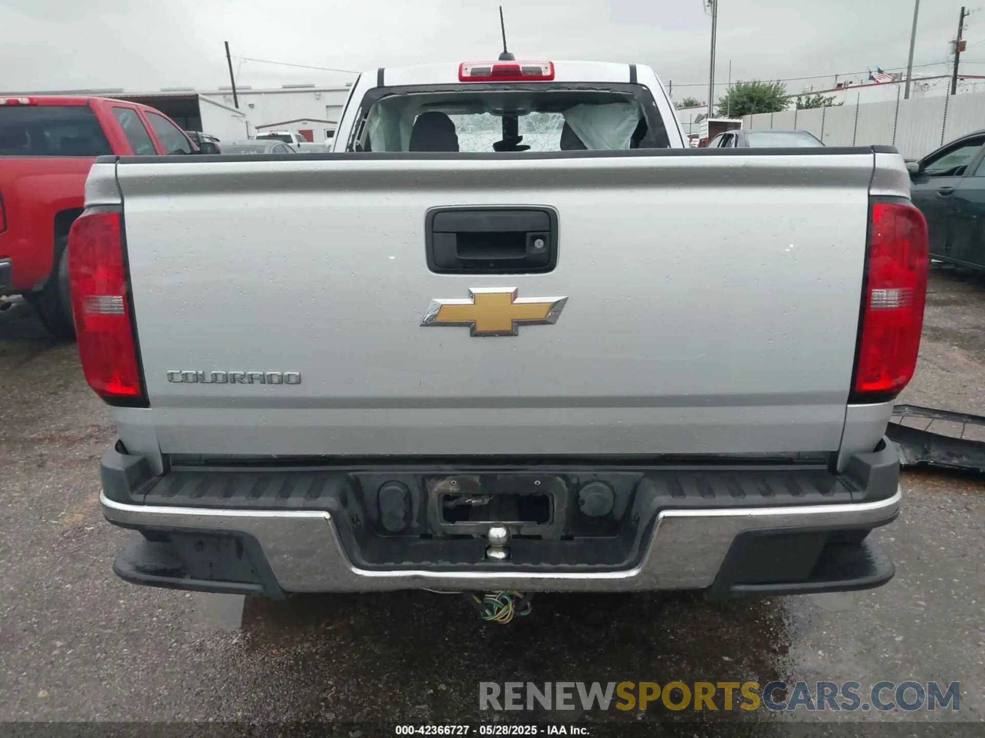 16 Photograph of a damaged car 1GCHSBEA4L1202252 CHEVROLET COLORADO 2020