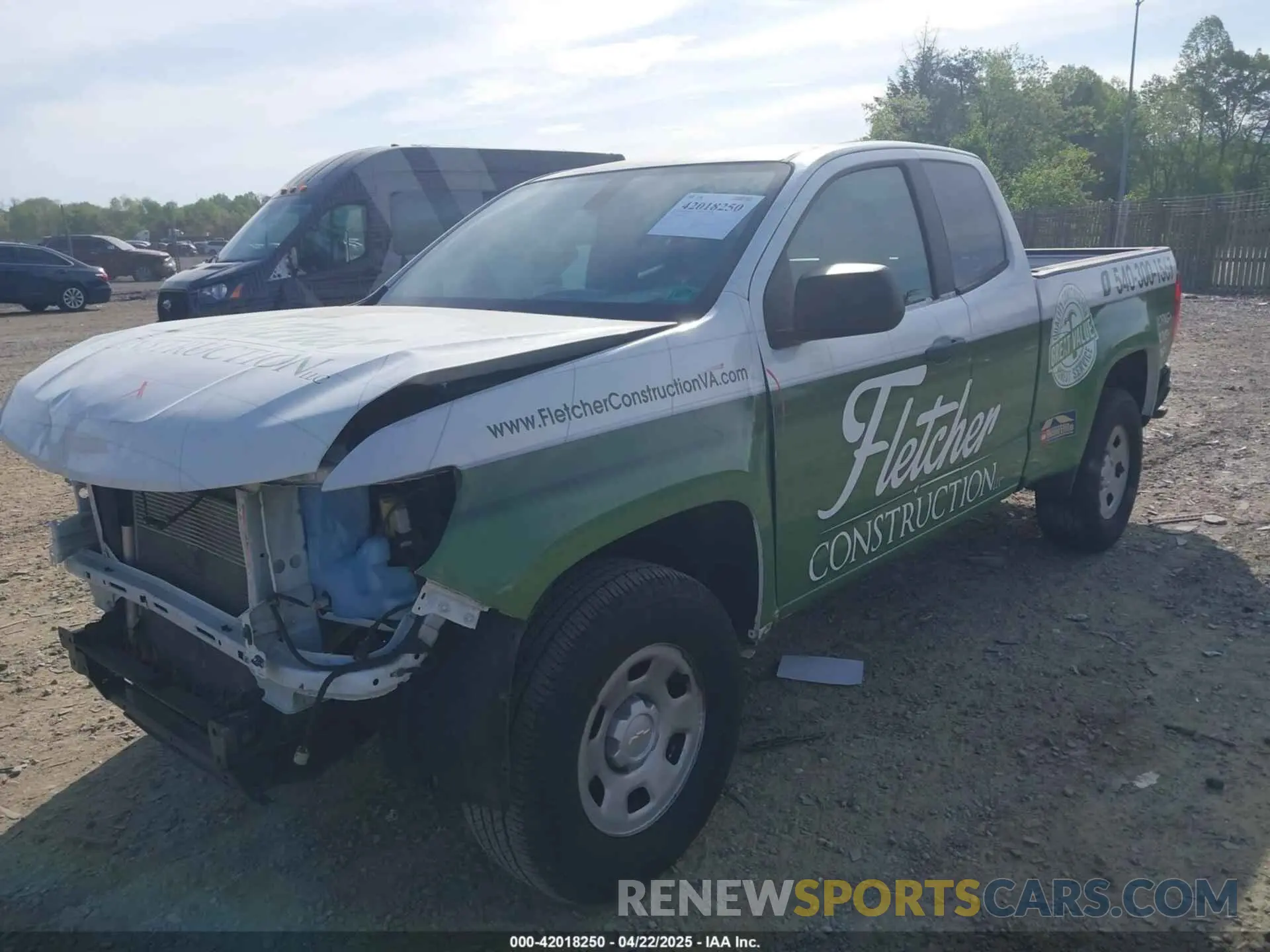 2 Photograph of a damaged car 1GCHSBEA5L1131241 CHEVROLET COLORADO 2020