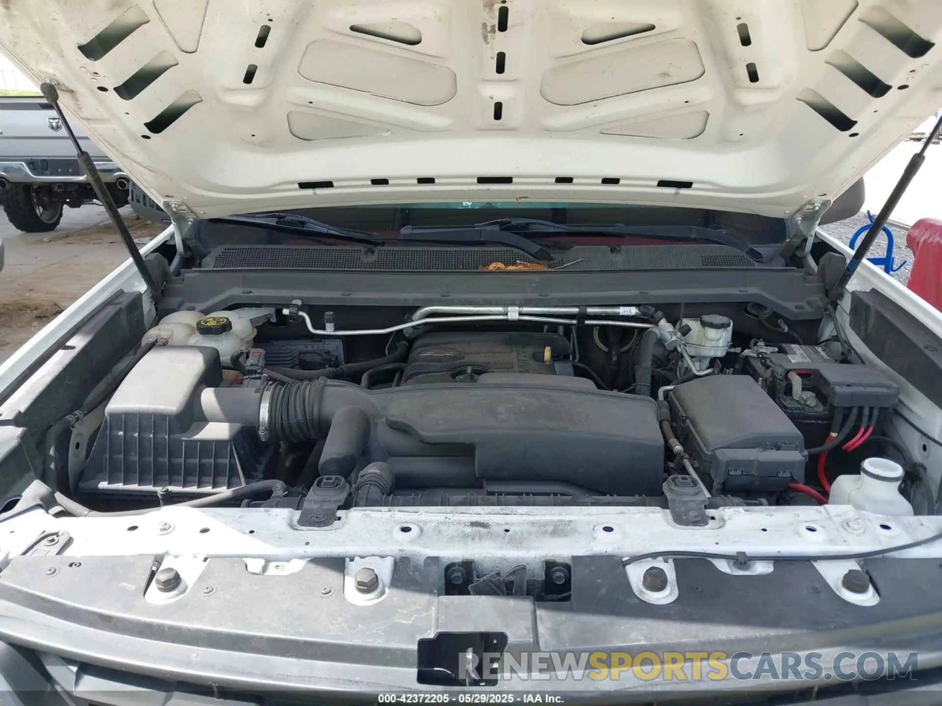 10 Photograph of a damaged car 1GCHSBEA6L1133757 CHEVROLET COLORADO 2020