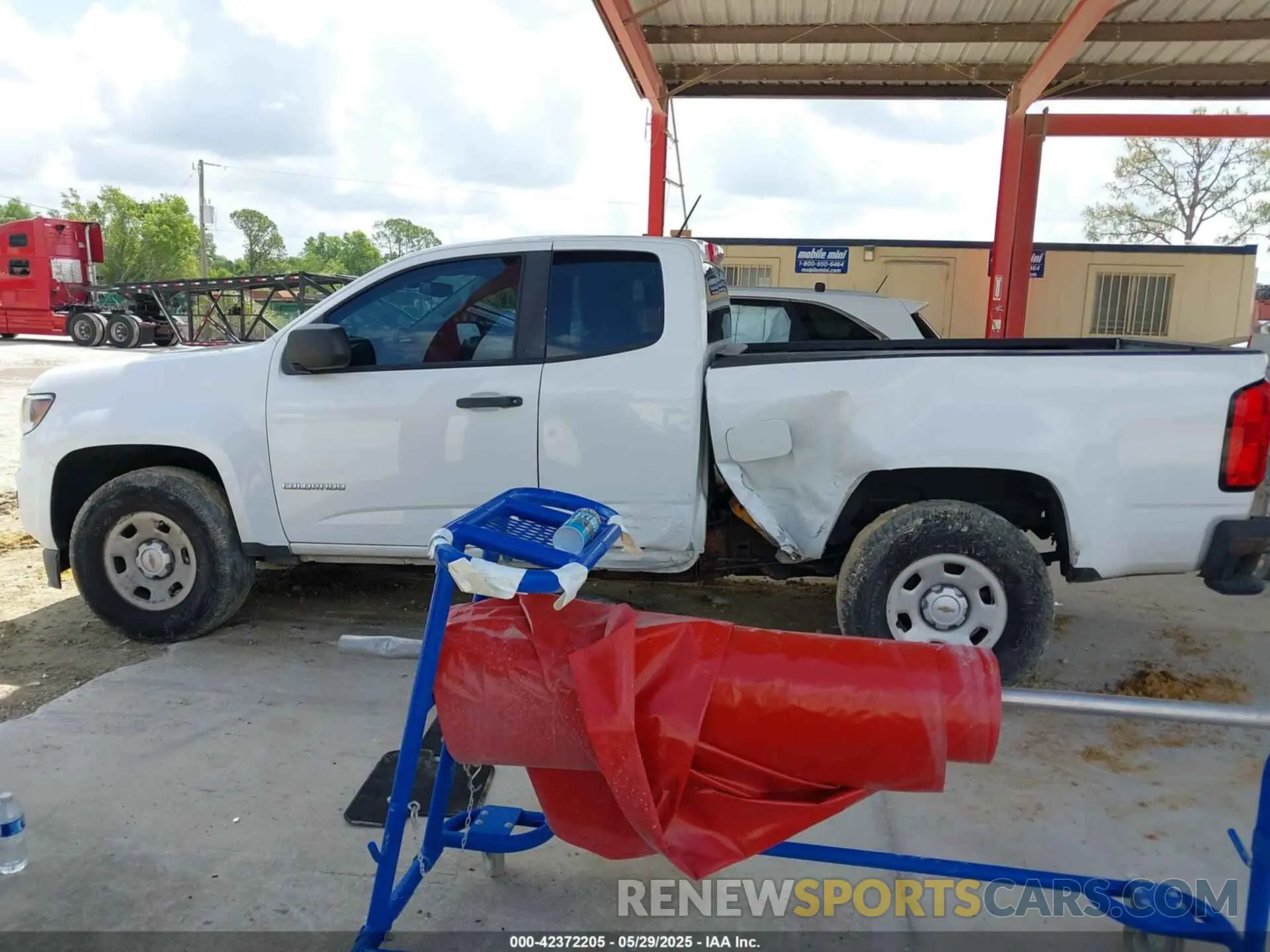 14 Photograph of a damaged car 1GCHSBEA6L1133757 CHEVROLET COLORADO 2020