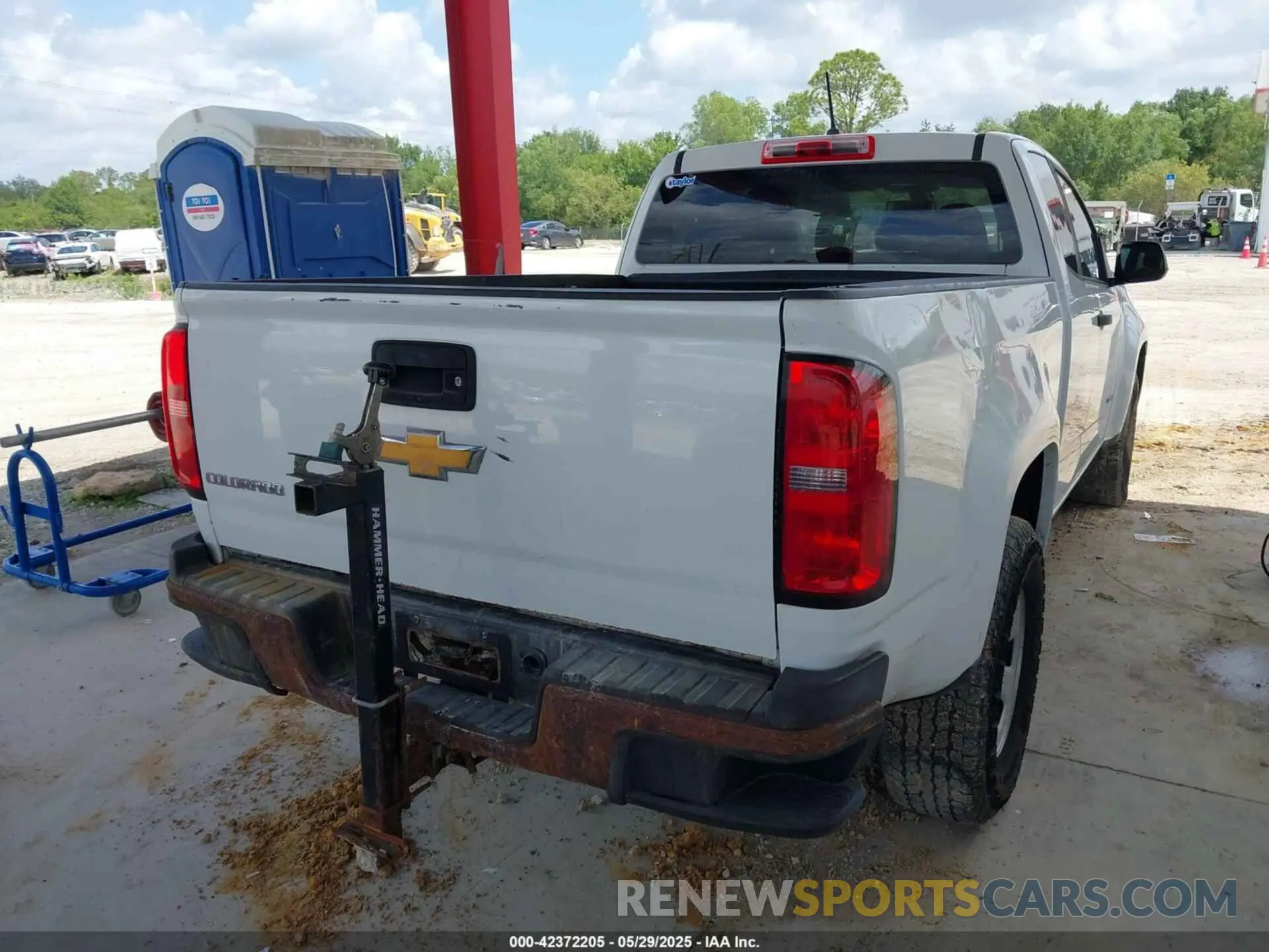 4 Photograph of a damaged car 1GCHSBEA6L1133757 CHEVROLET COLORADO 2020