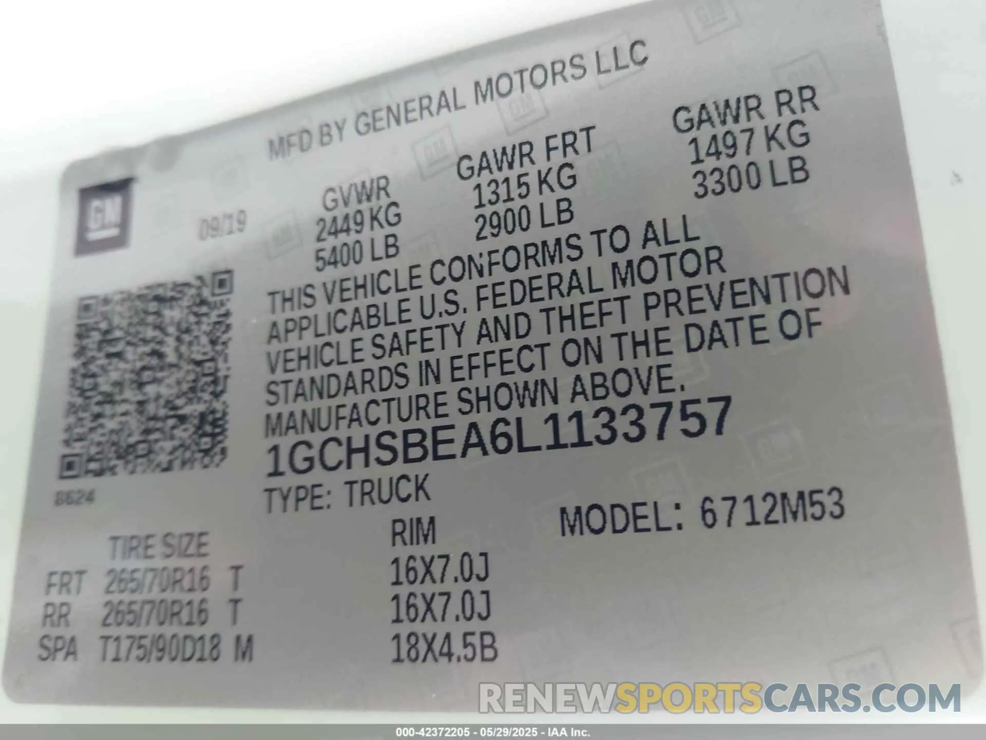 9 Photograph of a damaged car 1GCHSBEA6L1133757 CHEVROLET COLORADO 2020