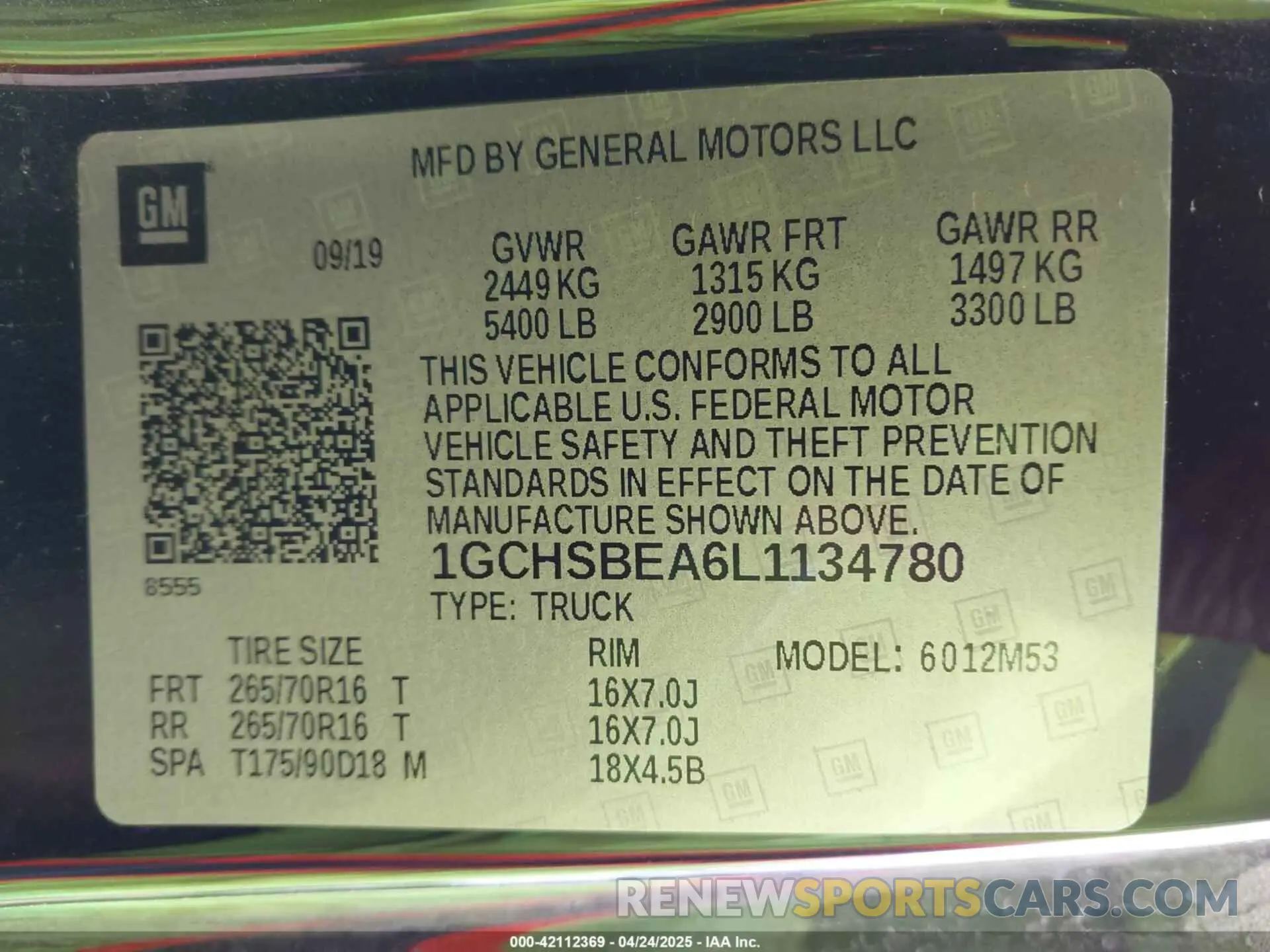 9 Photograph of a damaged car 1GCHSBEA6L1134780 CHEVROLET COLORADO 2020