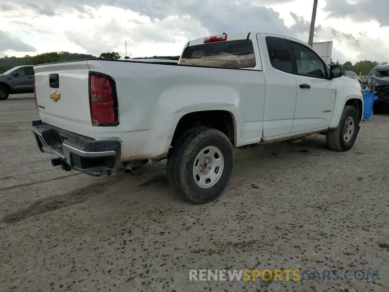 3 Photograph of a damaged car 1GCHSBEA6L1163390 CHEVROLET COLORADO 2020