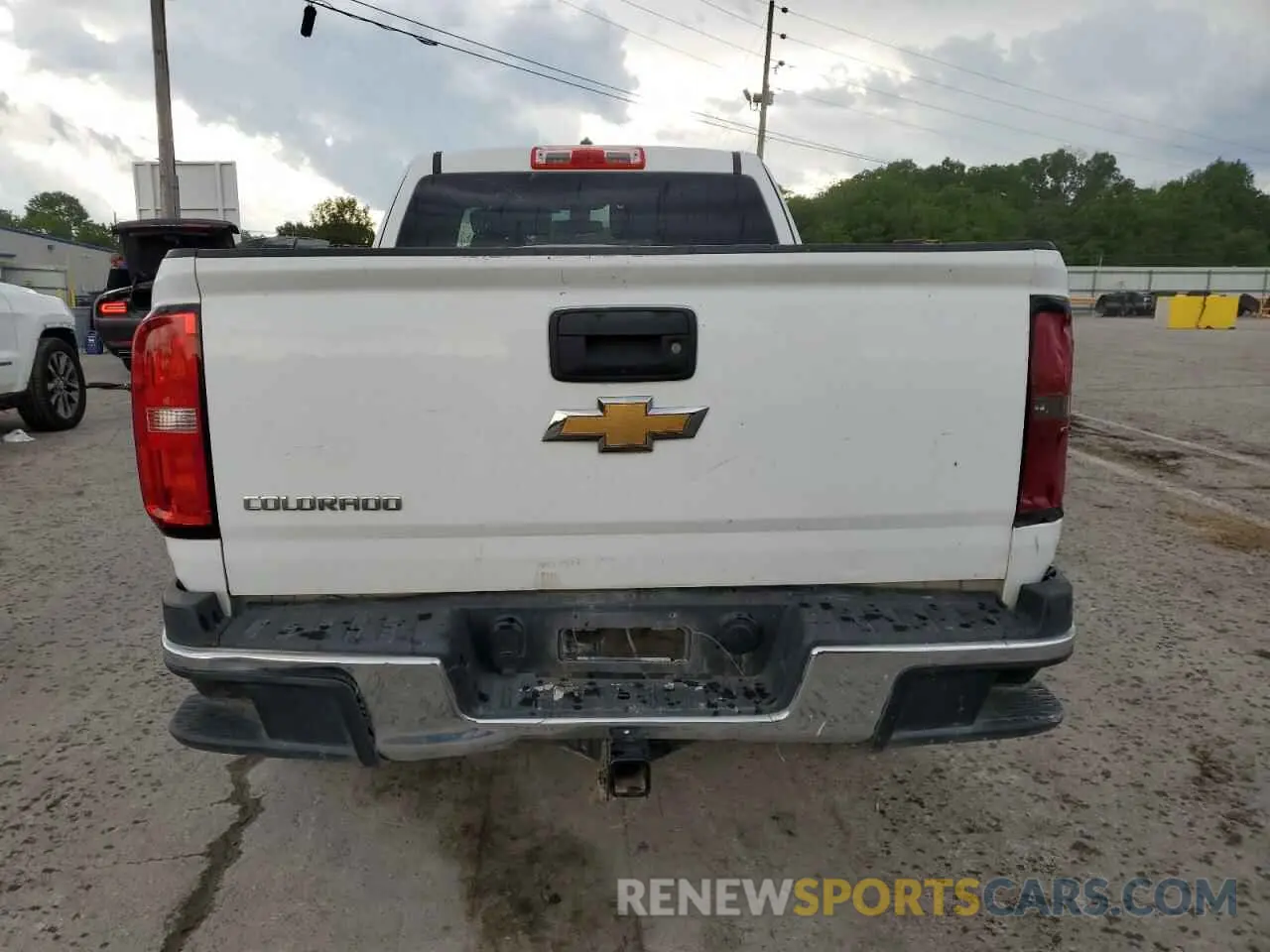 6 Photograph of a damaged car 1GCHSBEA6L1163390 CHEVROLET COLORADO 2020