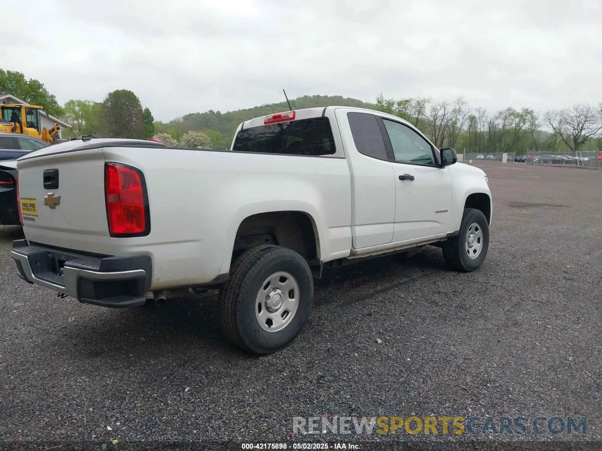 4 Photograph of a damaged car 1GCHSBEA7L1227159 CHEVROLET COLORADO 2020
