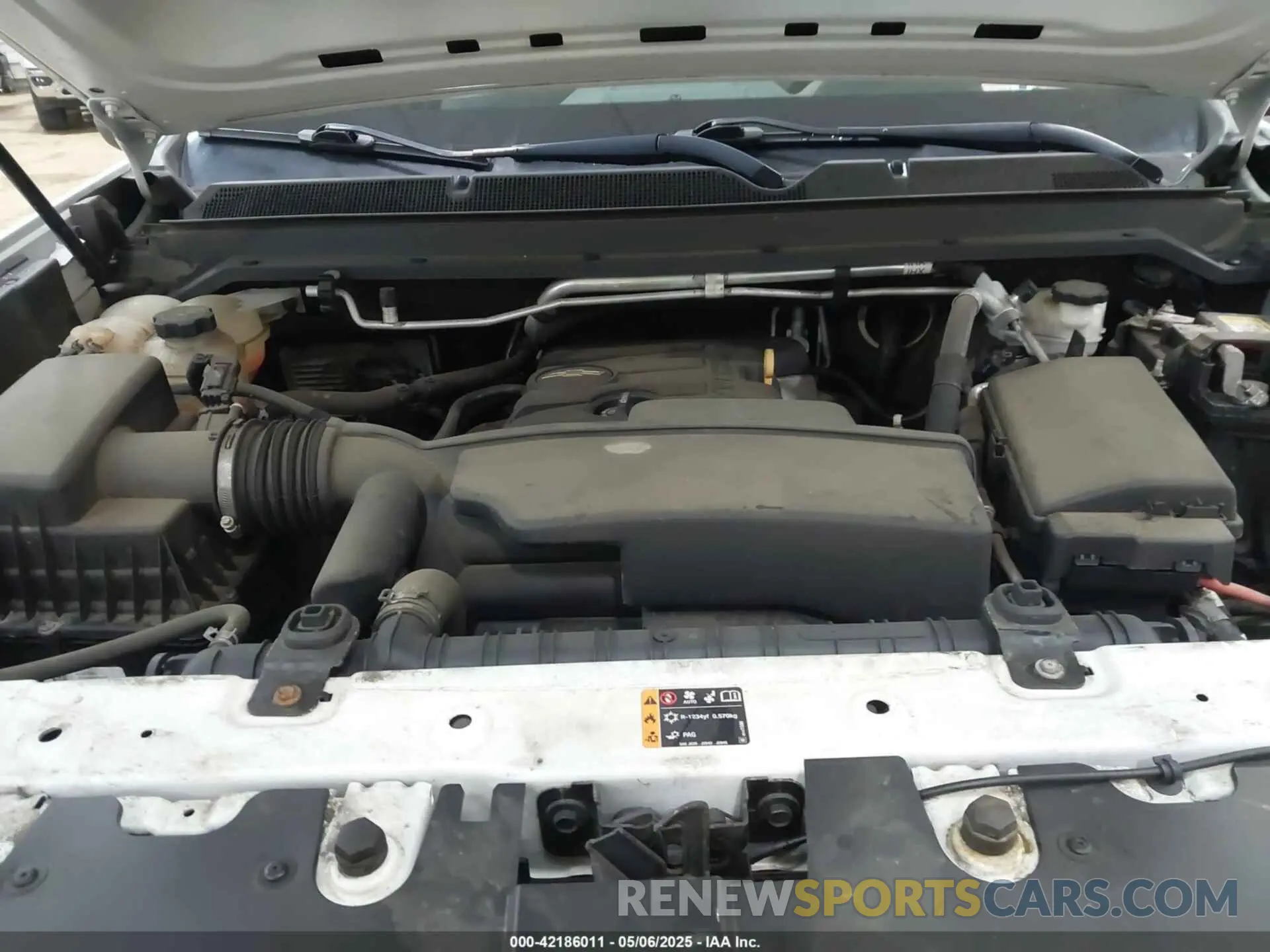 10 Photograph of a damaged car 1GCHSBEA8L1227686 CHEVROLET COLORADO 2020