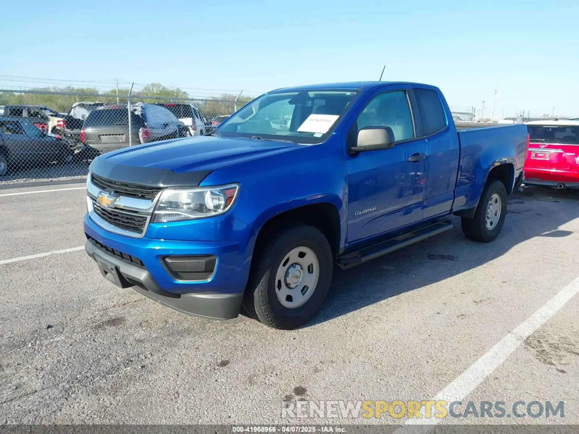 2 Photograph of a damaged car 1GCHSBEA9L1115771 CHEVROLET COLORADO 2020