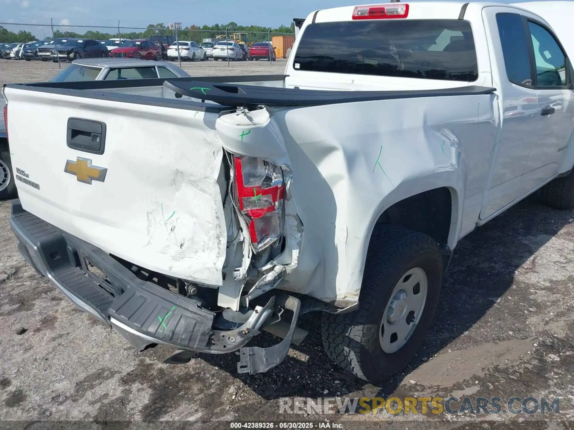 6 Photograph of a damaged car 1GCHSBEA9L1179003 CHEVROLET COLORADO 2020