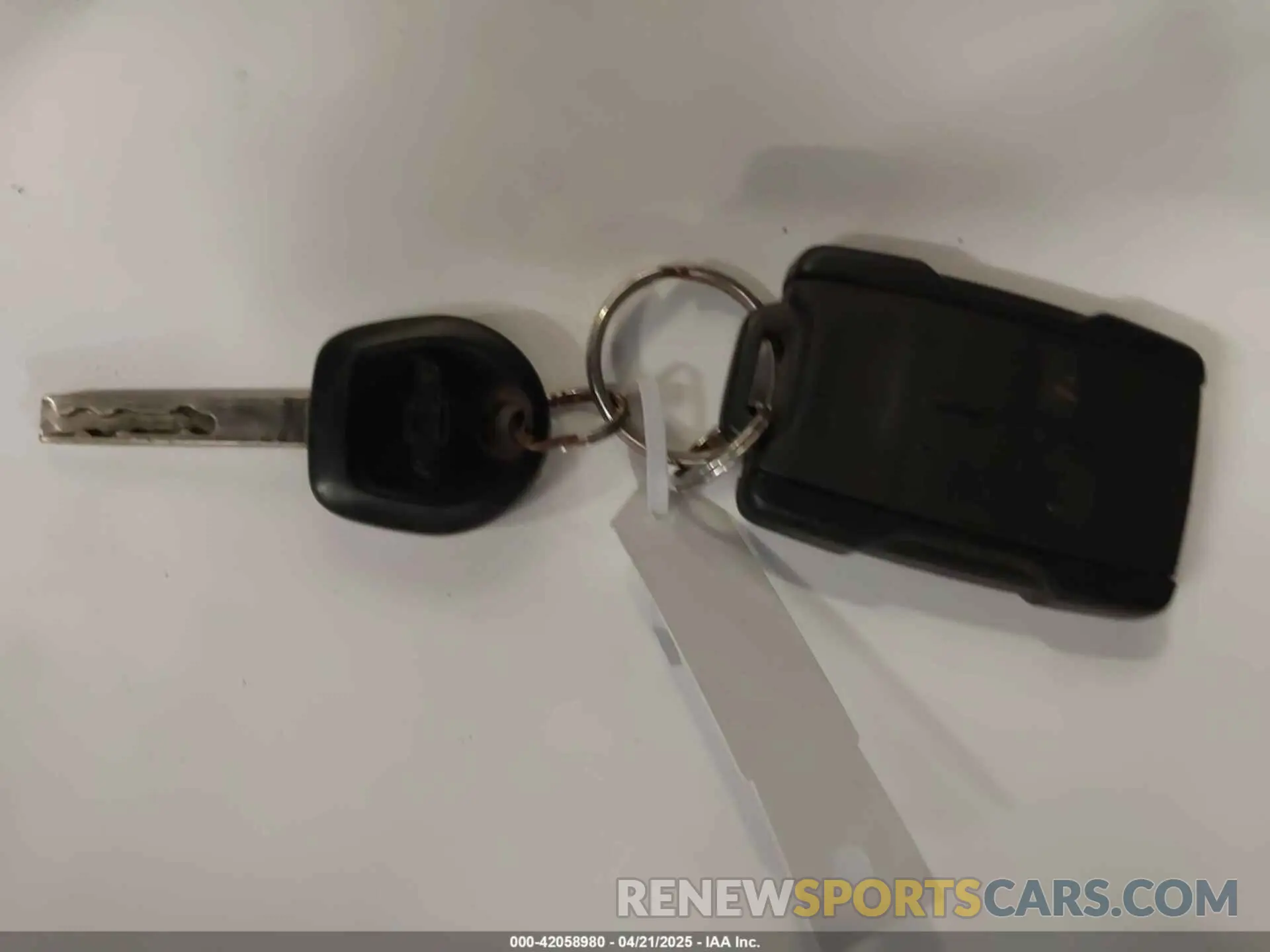 11 Photograph of a damaged car 1GCHSBEA9L1190020 CHEVROLET COLORADO 2020