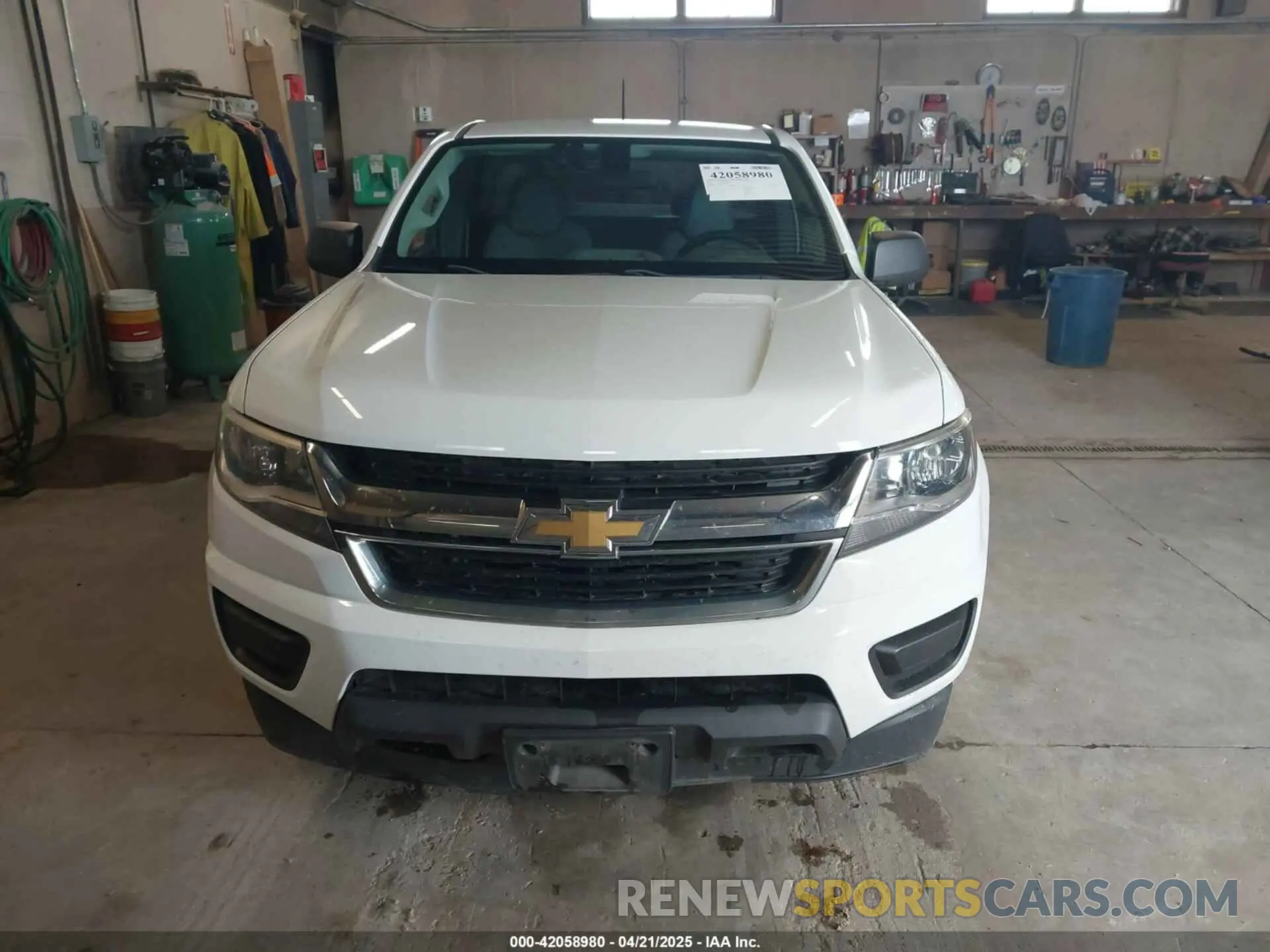 12 Photograph of a damaged car 1GCHSBEA9L1190020 CHEVROLET COLORADO 2020