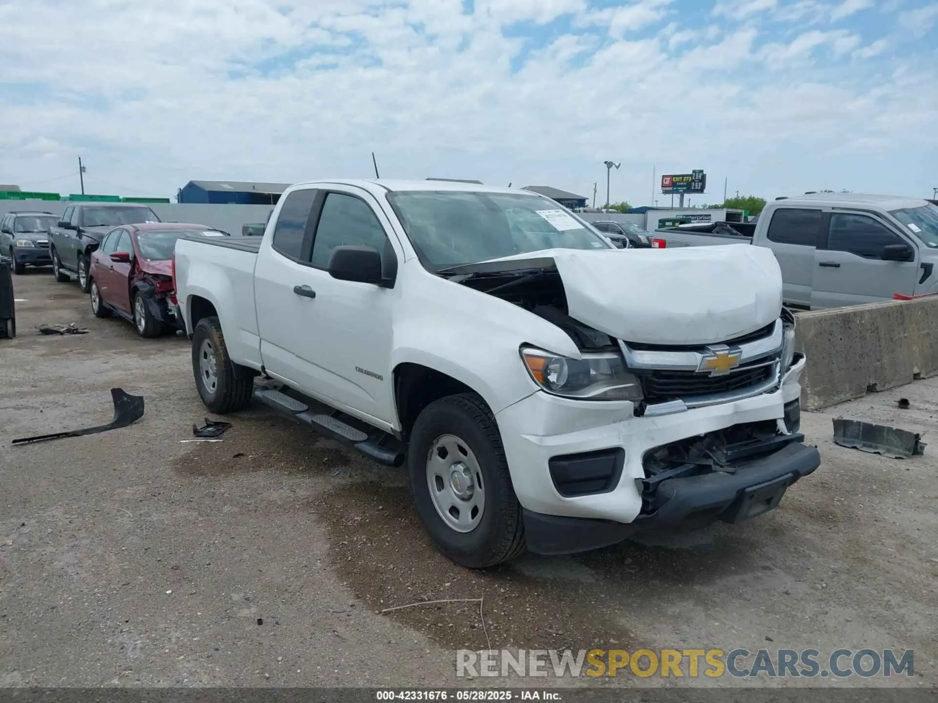 1 Photograph of a damaged car 1GCHSBEN1L1108302 CHEVROLET COLORADO 2020