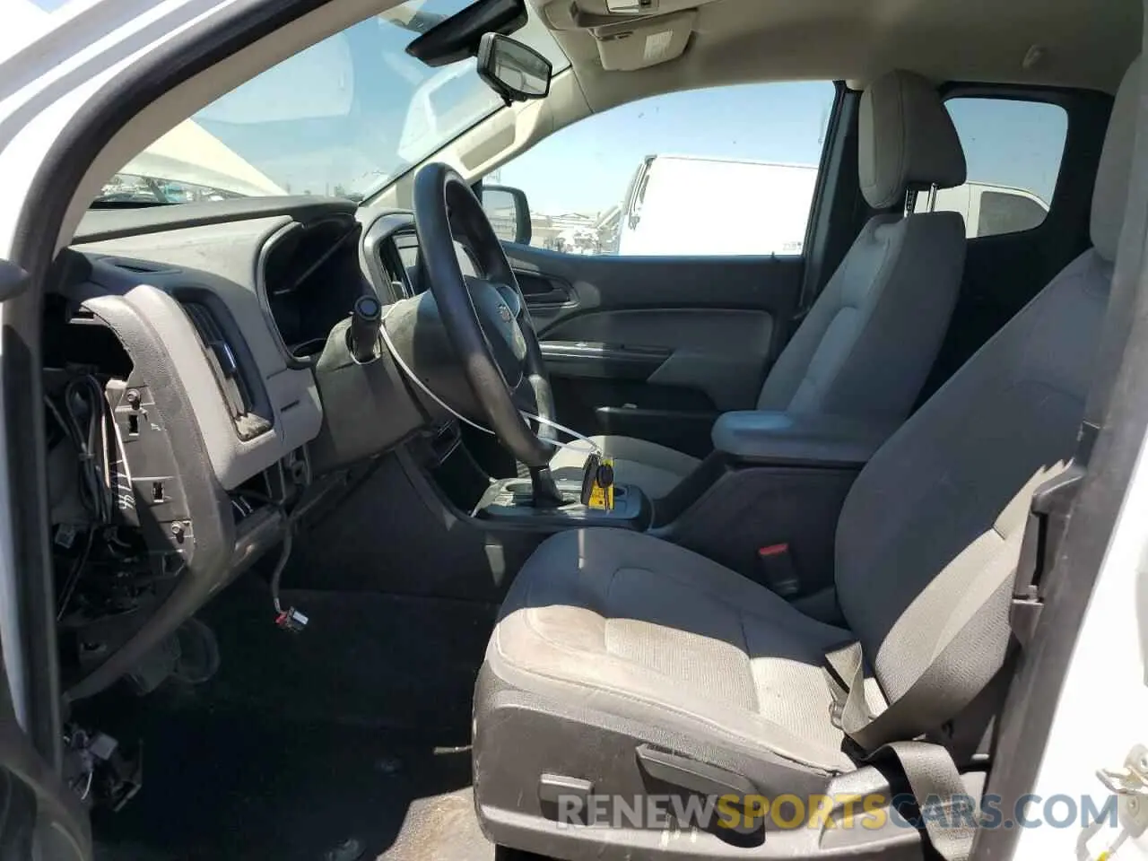 7 Photograph of a damaged car 1GCHSBEN7L1176569 CHEVROLET COLORADO 2020