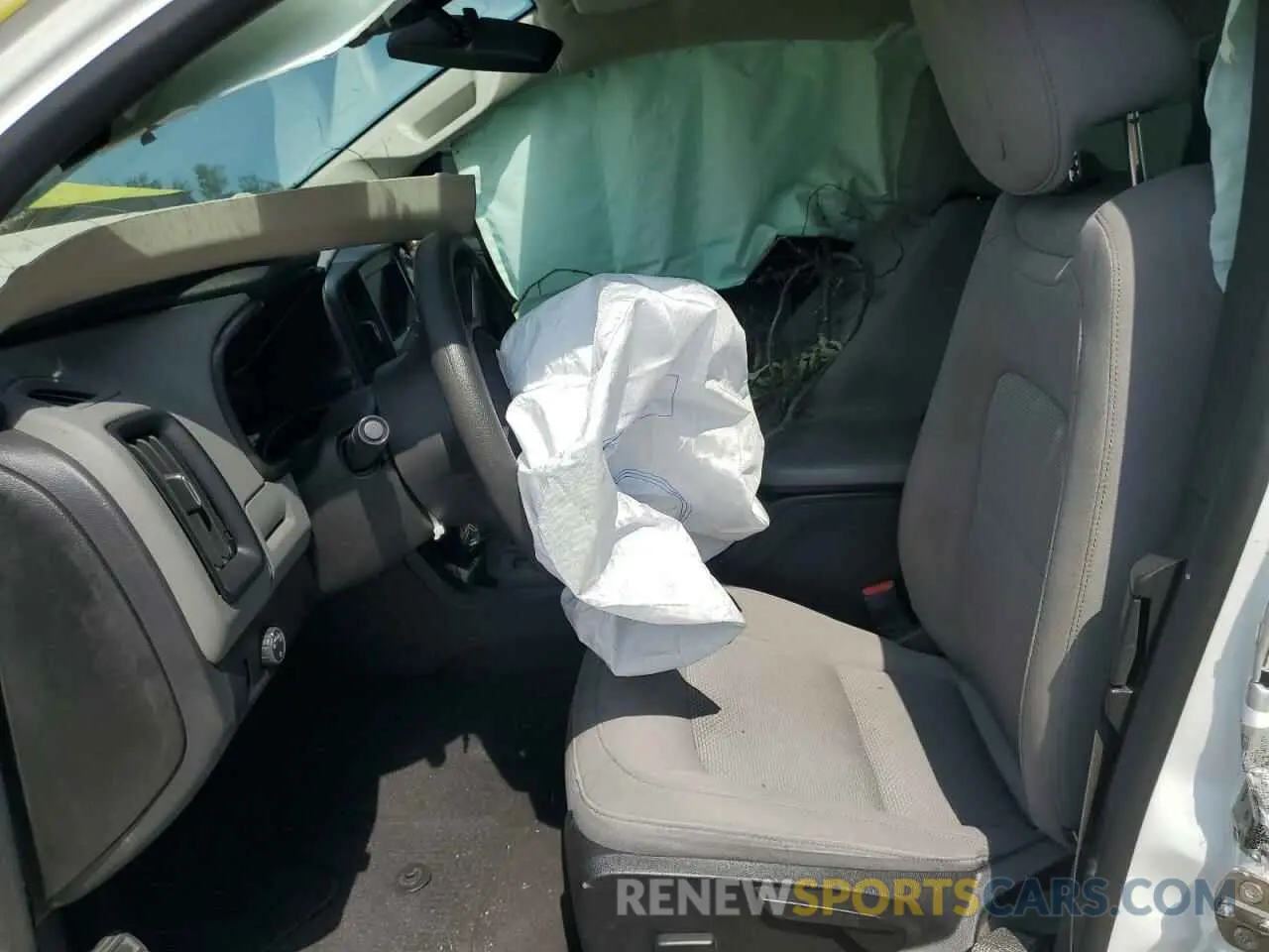7 Photograph of a damaged car 1GCHSBEN9L1195222 CHEVROLET COLORADO 2020