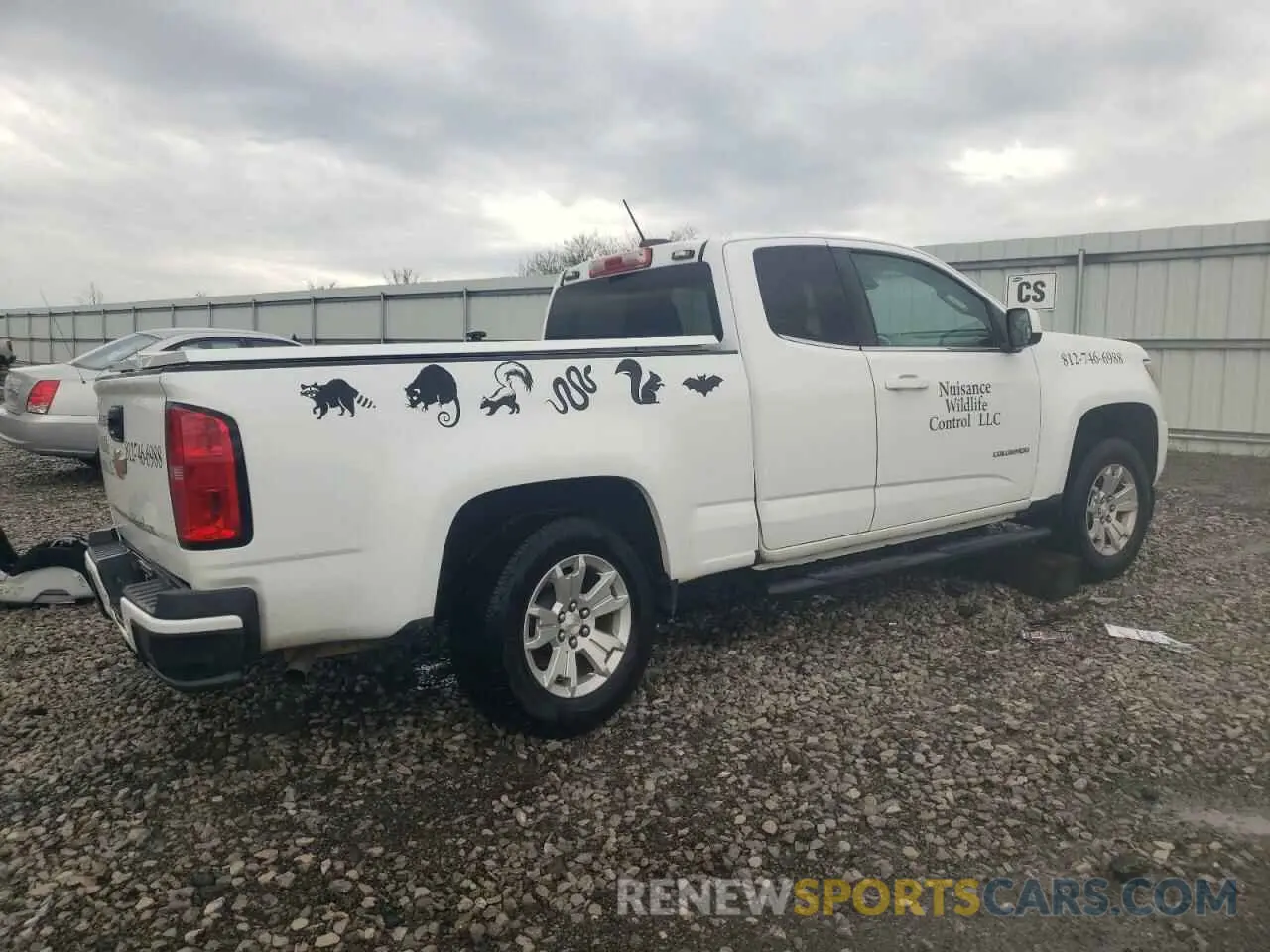 3 Photograph of a damaged car 1GCHSCEA3L1156063 CHEVROLET COLORADO 2020