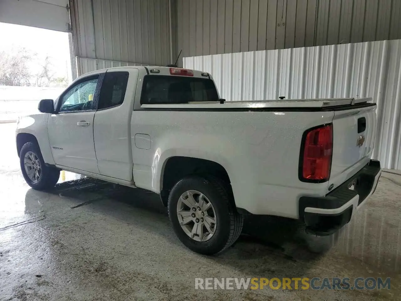 2 Photograph of a damaged car 1GCHSCEA6L1151522 CHEVROLET COLORADO 2020