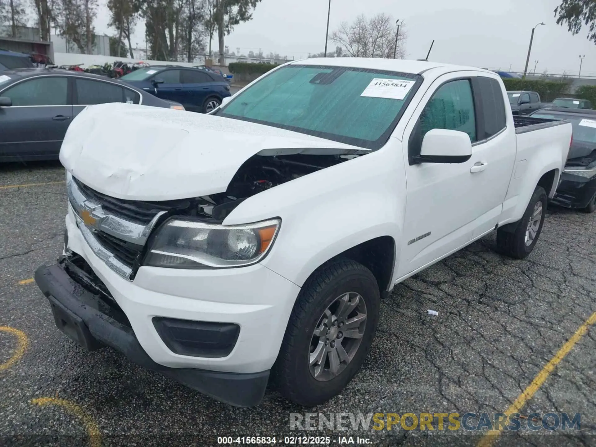 2 Photograph of a damaged car 1GCHSCEA8L1184036 CHEVROLET COLORADO 2020