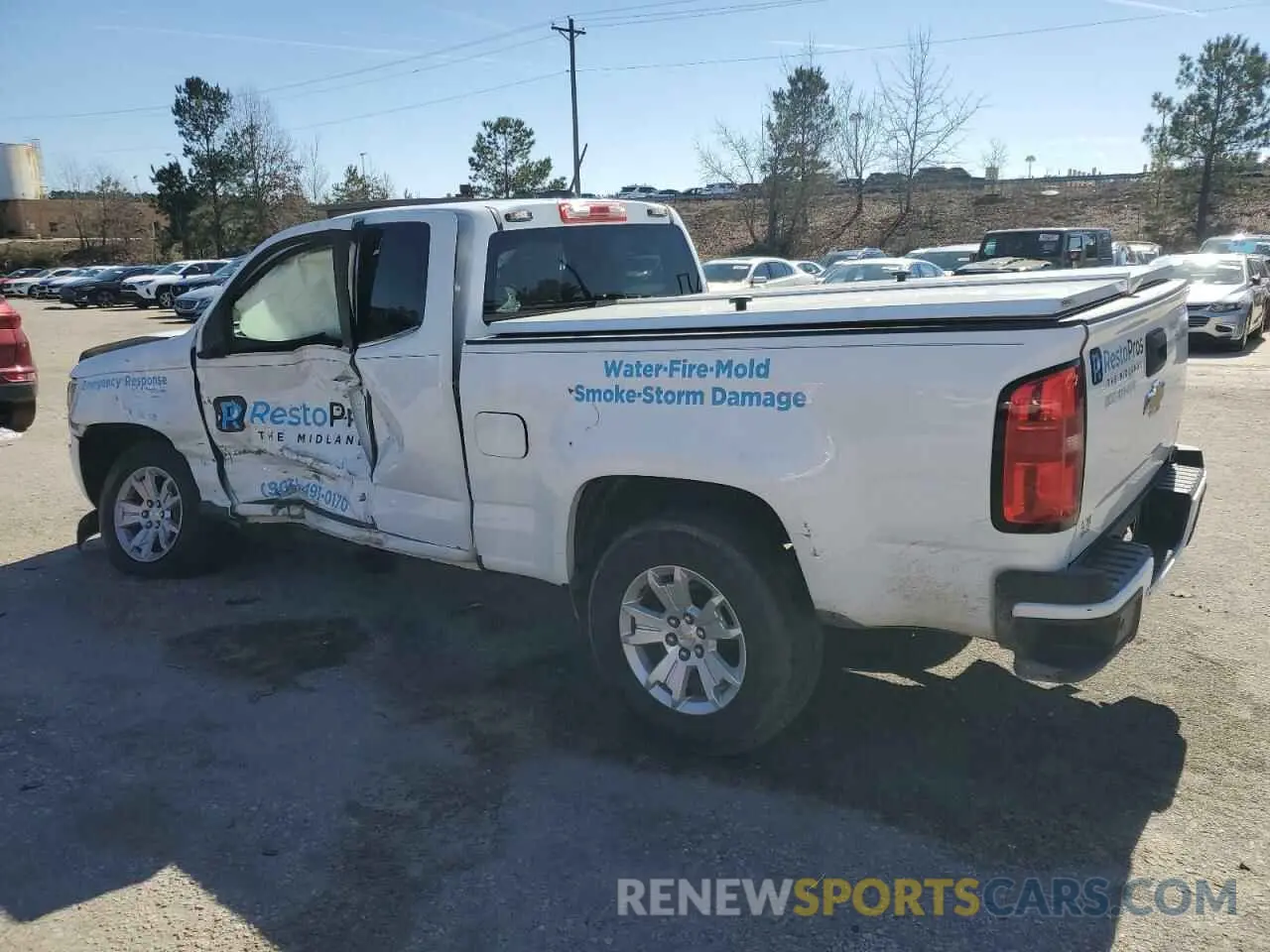 2 Photograph of a damaged car 1GCHSCEAXL1167285 CHEVROLET COLORADO 2020