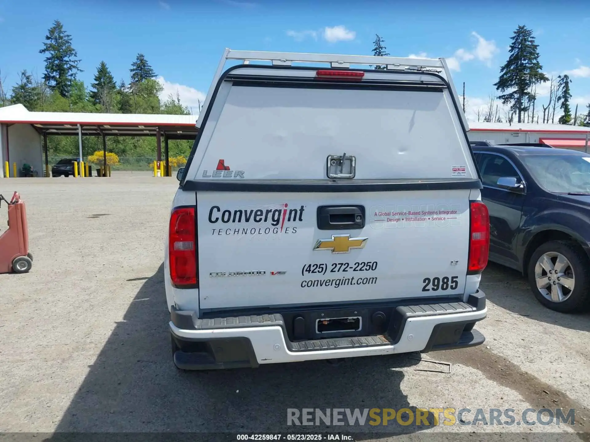 15 Photograph of a damaged car 1GCHSCEN2L1142030 CHEVROLET COLORADO 2020