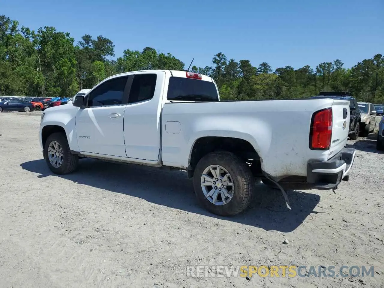 2 Photograph of a damaged car 1GCHSCEN6L1170462 CHEVROLET COLORADO 2020