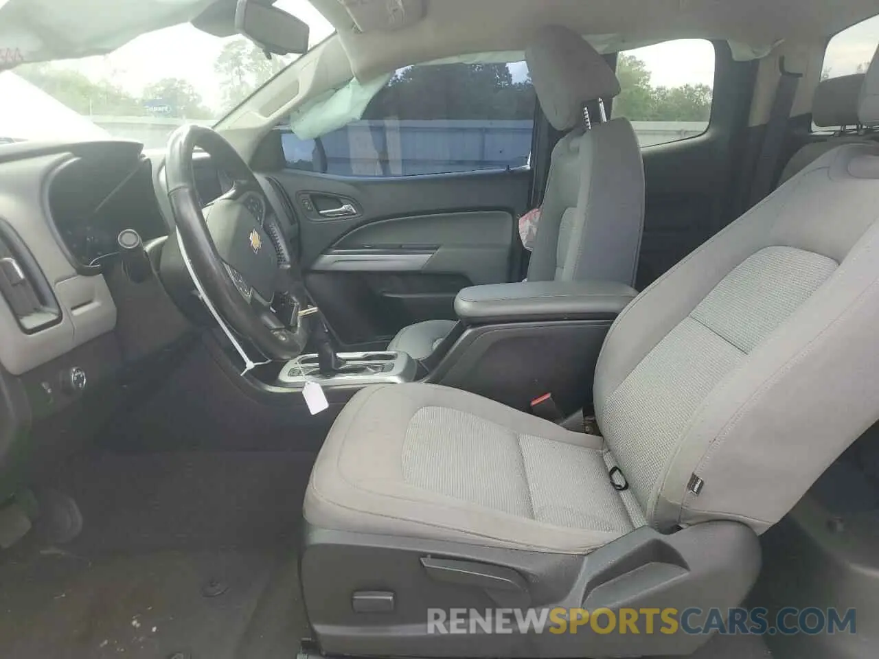 7 Photograph of a damaged car 1GCHSCEN6L1170462 CHEVROLET COLORADO 2020