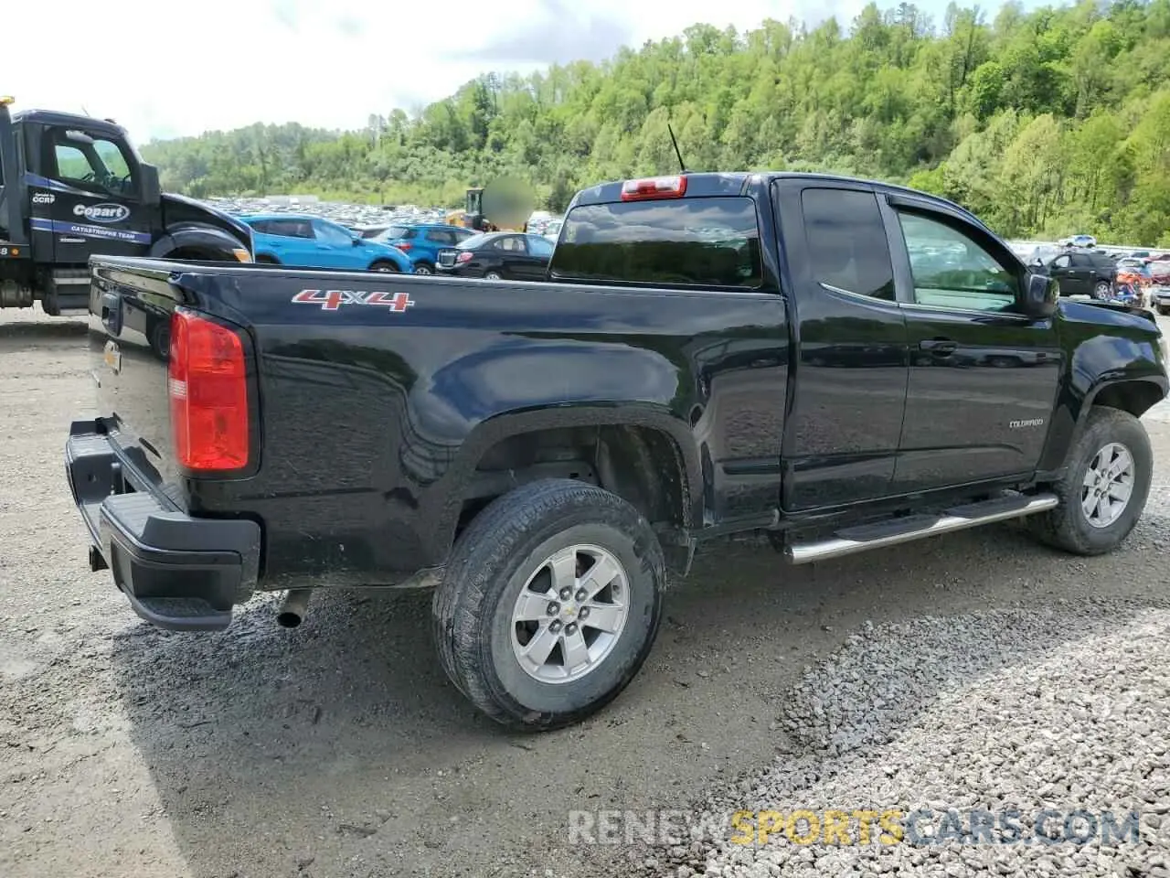 3 Photograph of a damaged car 1GCHTBEA5L1110158 CHEVROLET COLORADO 2020