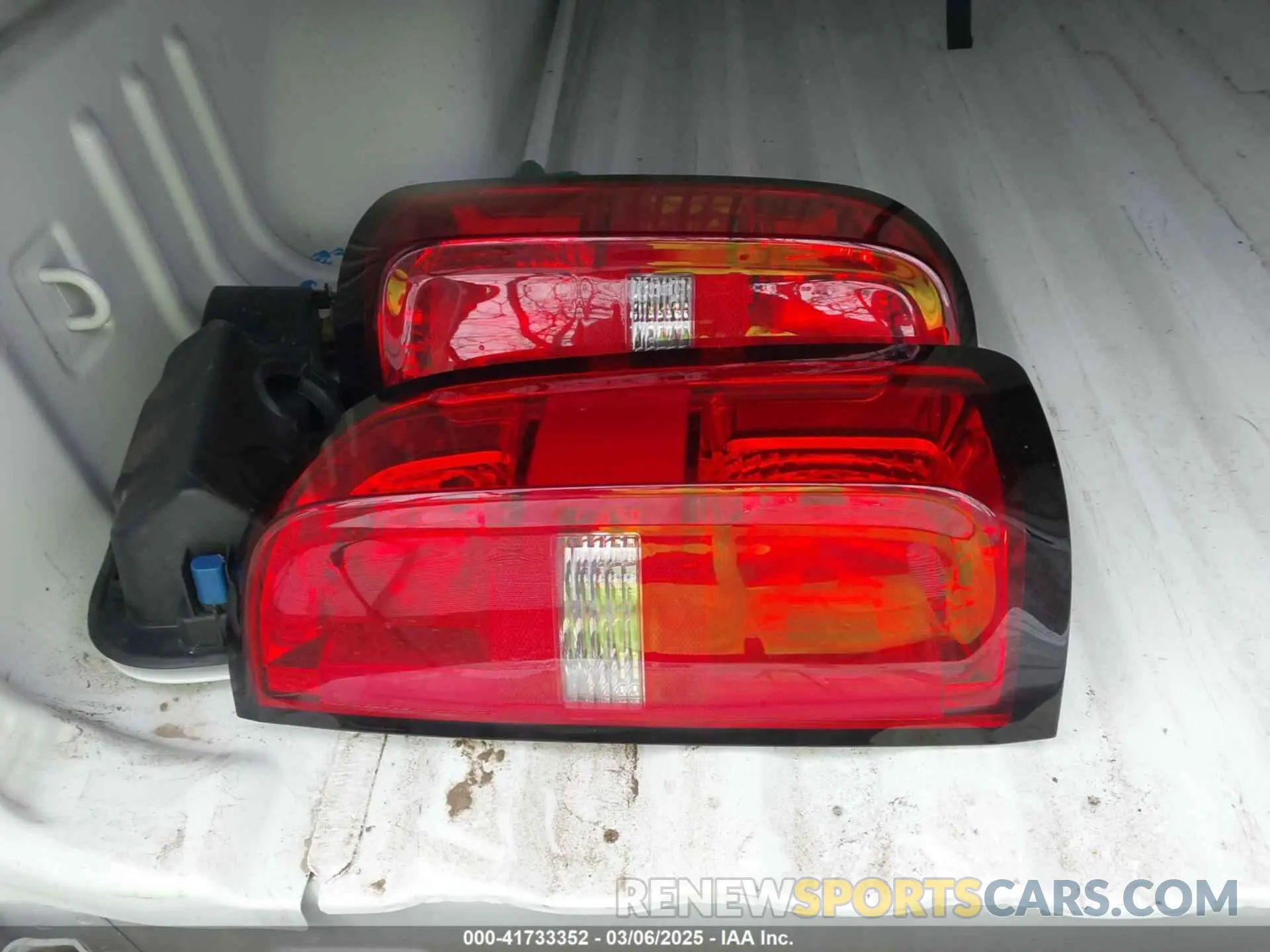 12 Photograph of a damaged car 1GCHTBEA7L1179482 CHEVROLET COLORADO 2020