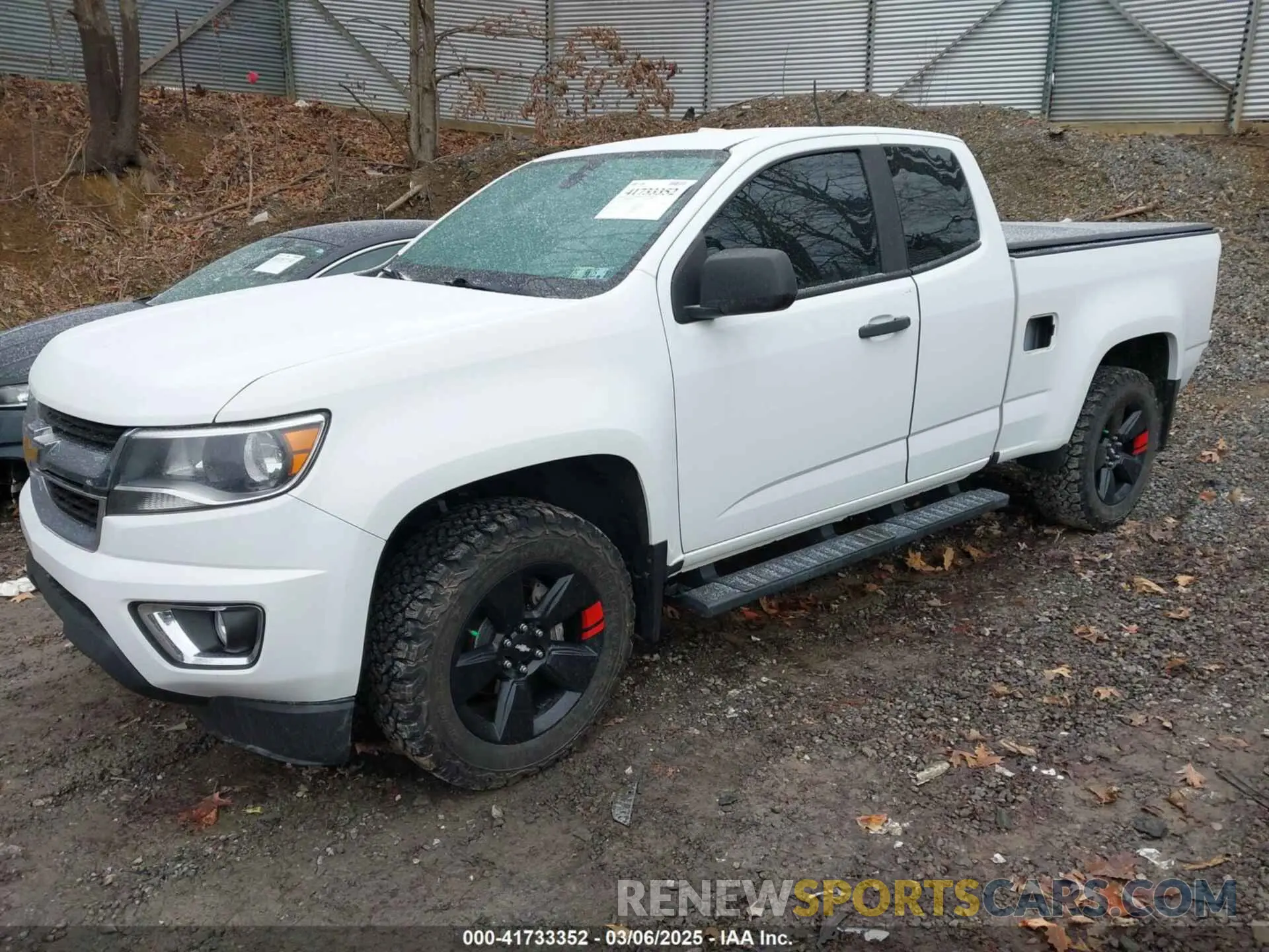 2 Photograph of a damaged car 1GCHTBEA7L1179482 CHEVROLET COLORADO 2020