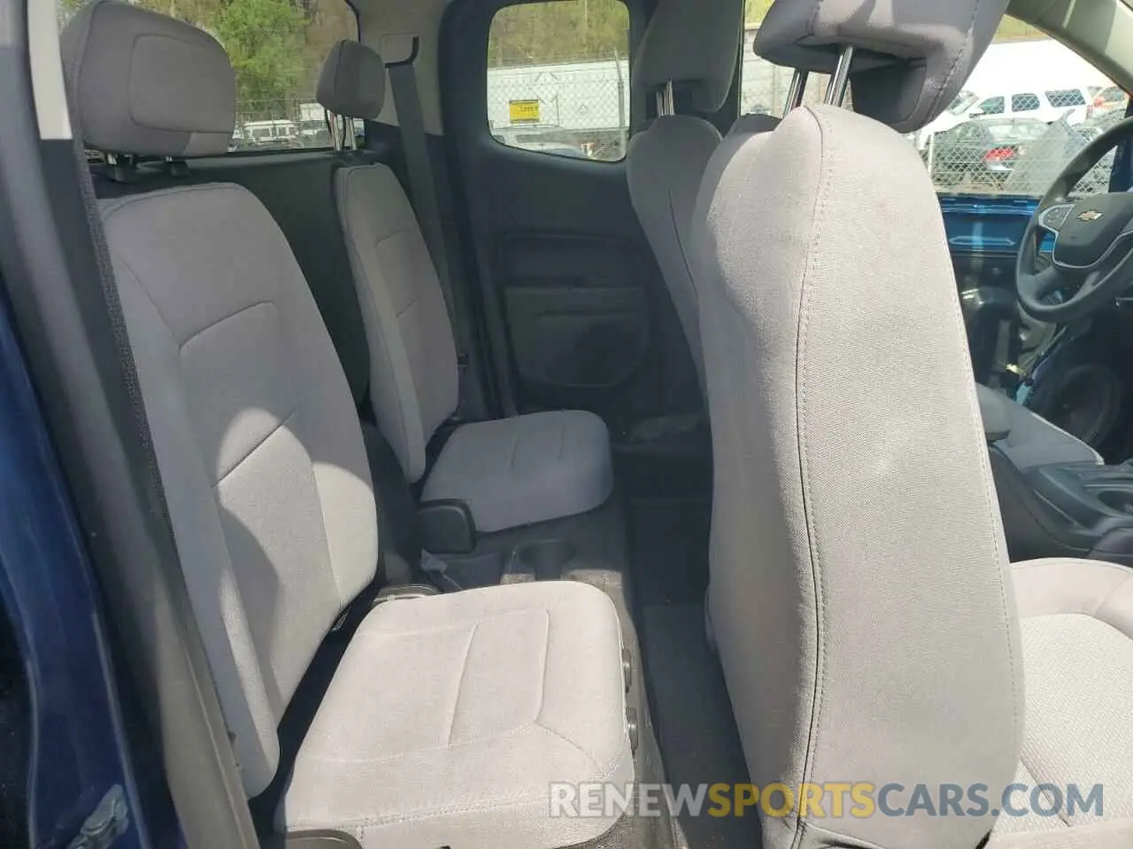 10 Photograph of a damaged car 1GCHTBEN4L1104709 CHEVROLET COLORADO 2020