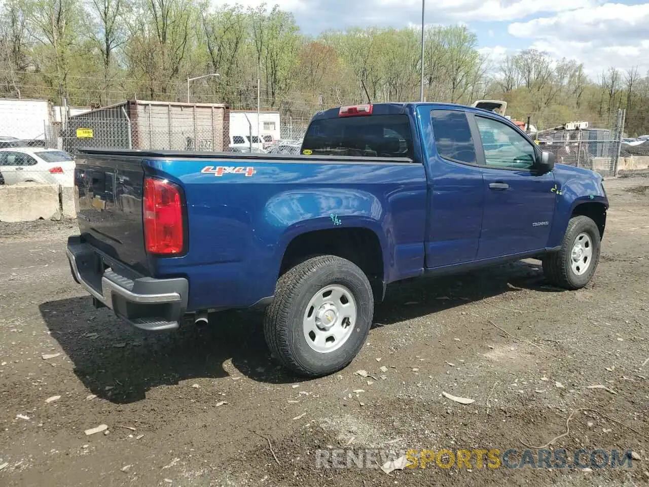 3 Photograph of a damaged car 1GCHTBEN4L1104709 CHEVROLET COLORADO 2020