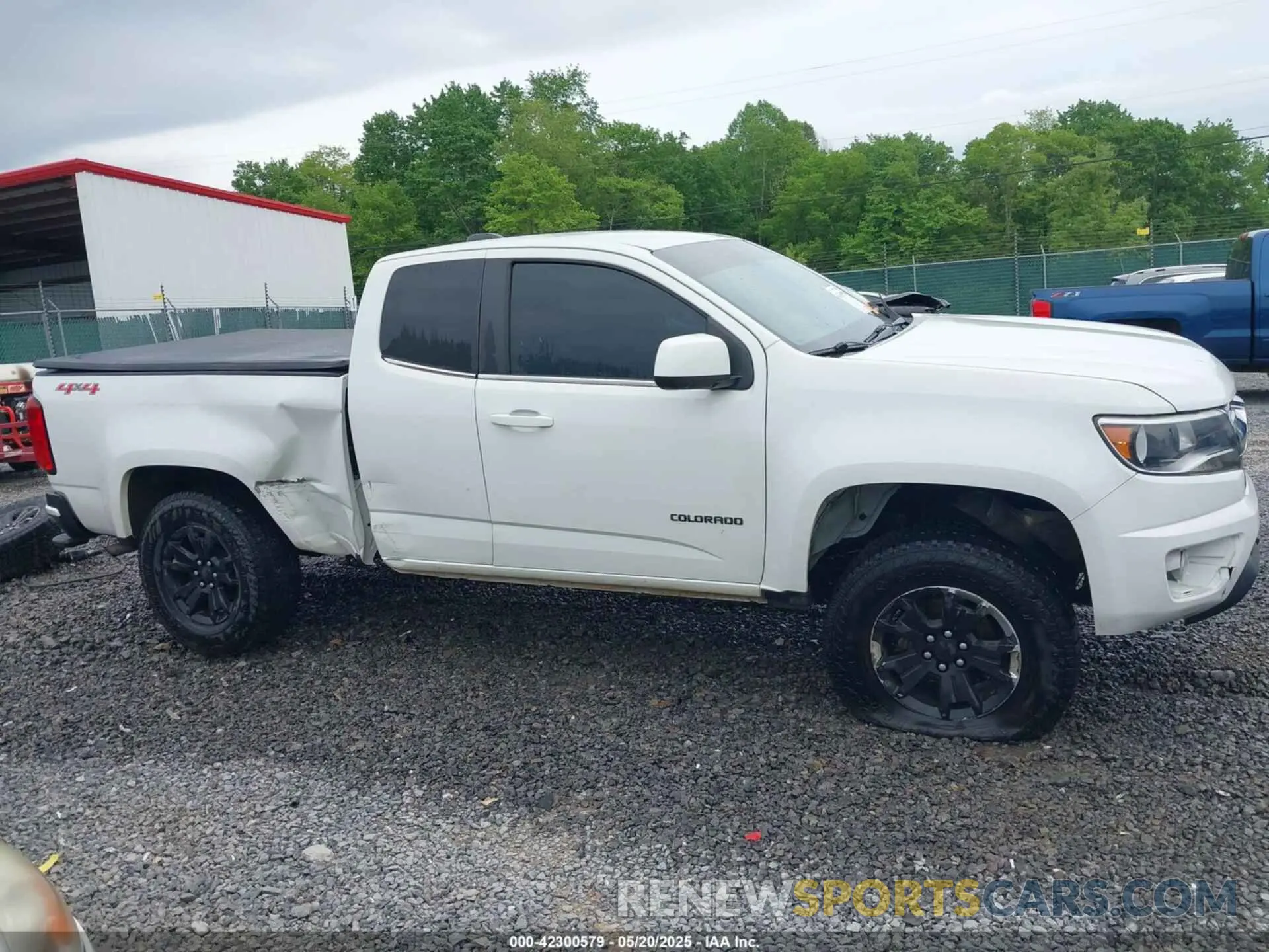 14 Photograph of a damaged car 1GCHTCEA0L1224915 CHEVROLET COLORADO 2020