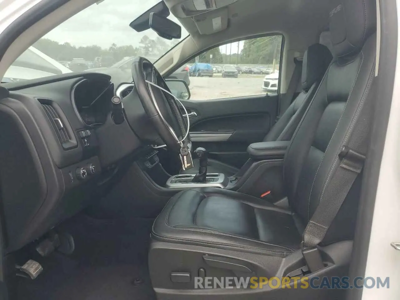 7 Photograph of a damaged car 1GCPTEE13L1154592 CHEVROLET COLORADO 2020