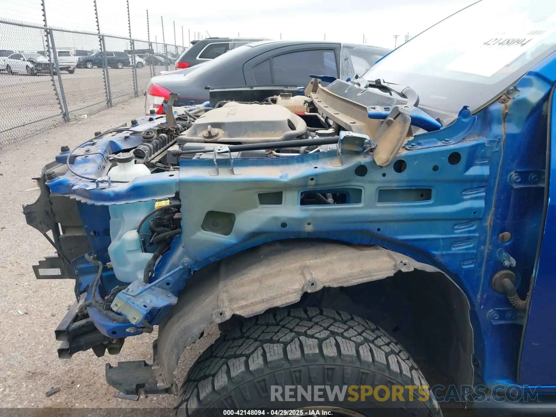 21 Photograph of a damaged car 1GCRTEEN9L1189746 CHEVROLET COLORADO 2020