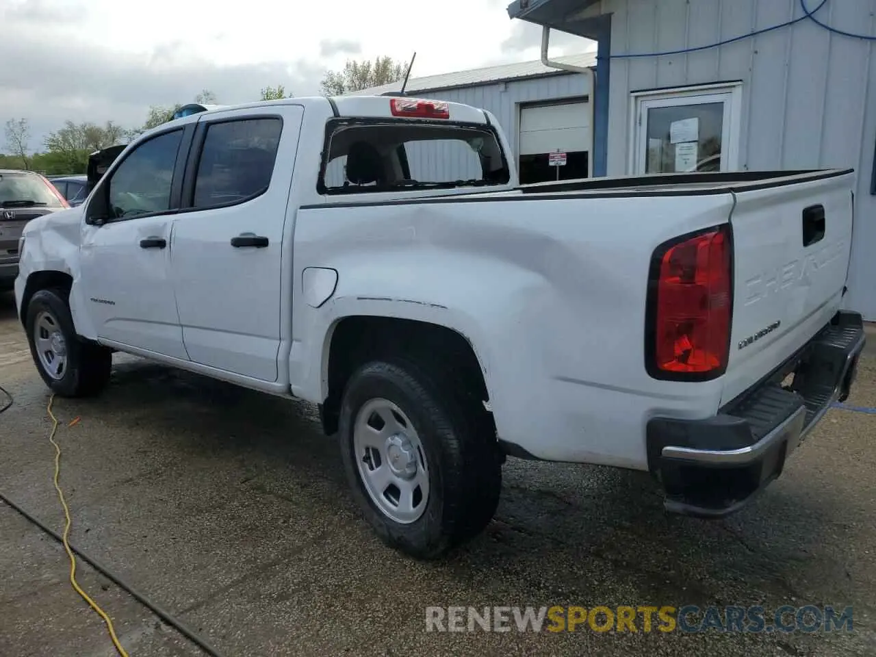 2 Photograph of a damaged car 1GCGSBEA3M1273469 CHEVROLET COLORADO 2021