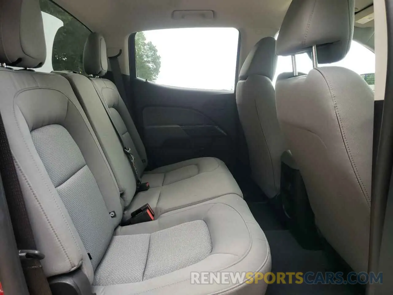 10 Photograph of a damaged car 1GCGSBEA9M1293385 CHEVROLET COLORADO 2021