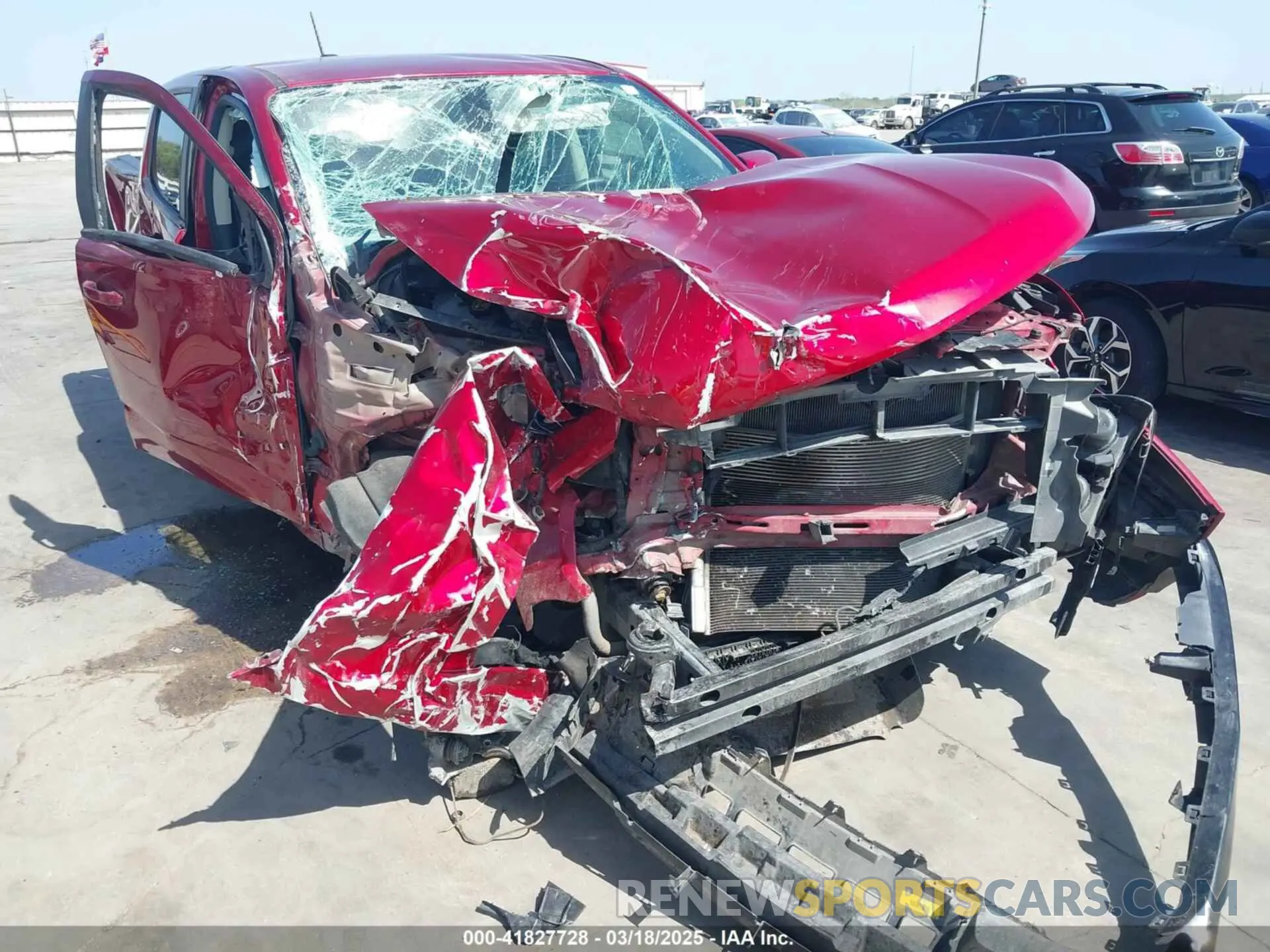11 Photograph of a damaged car 1GCGSBEN1M1101105 CHEVROLET COLORADO 2021