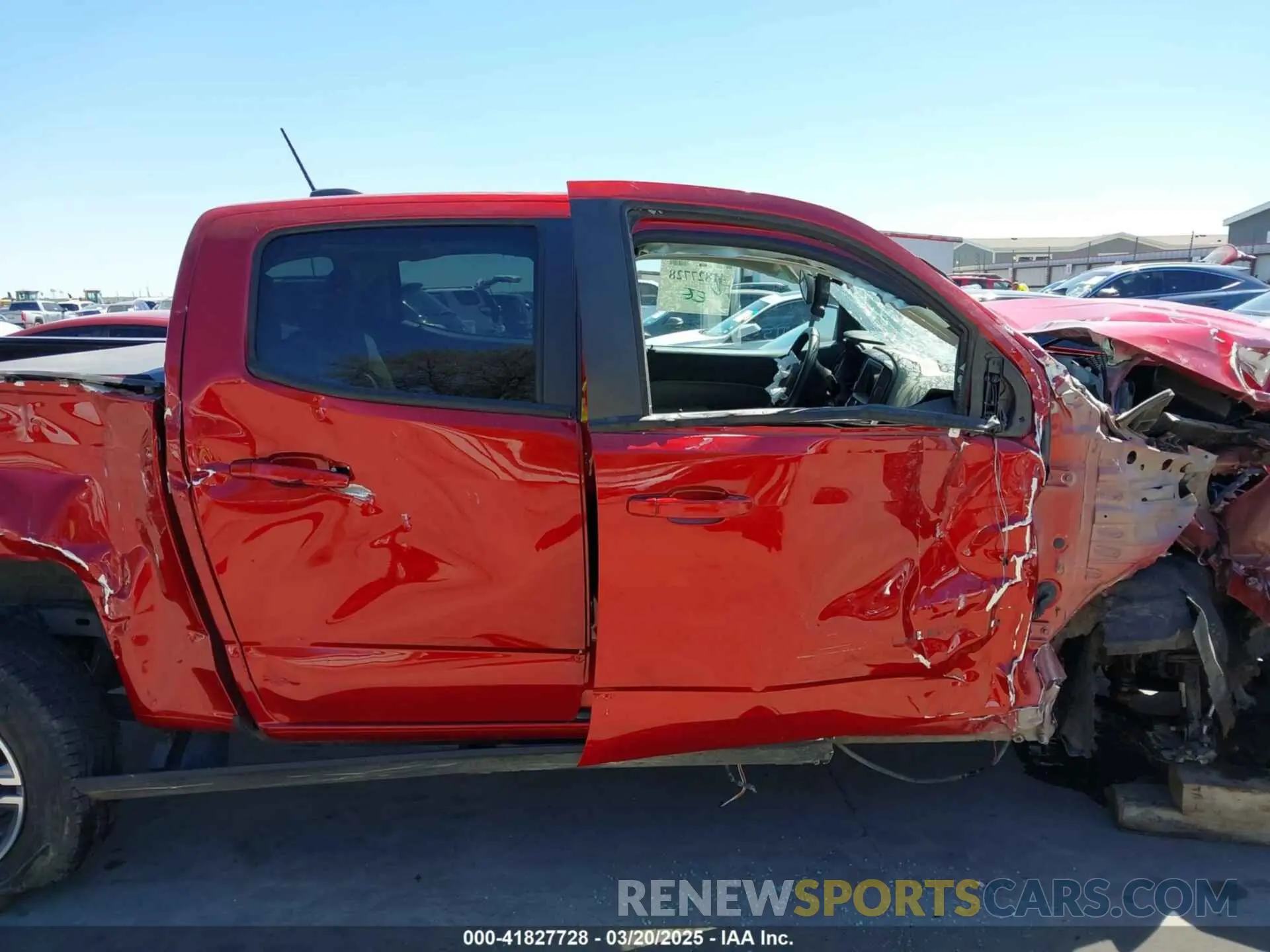 13 Photograph of a damaged car 1GCGSBEN1M1101105 CHEVROLET COLORADO 2021