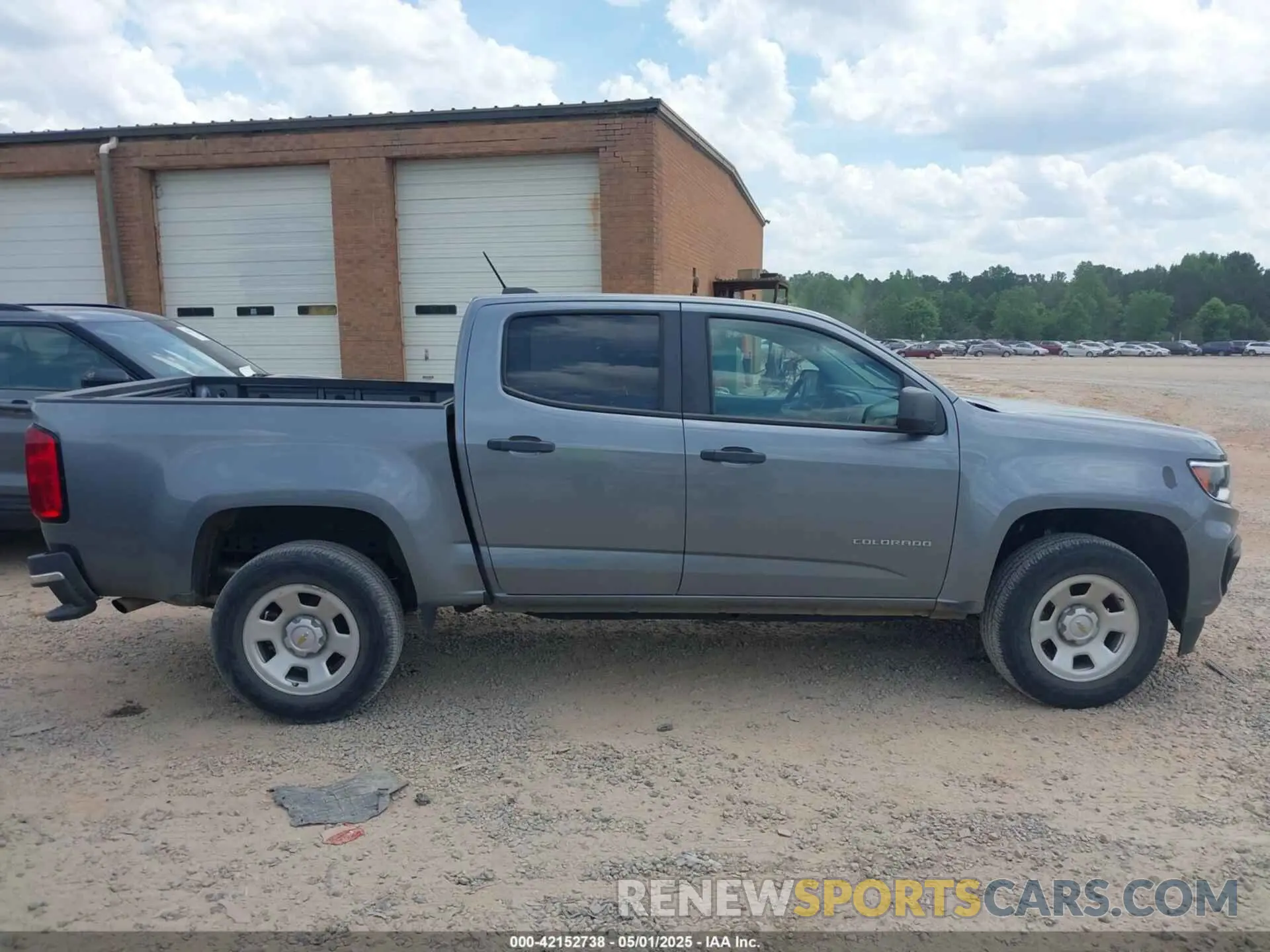 13 Photograph of a damaged car 1GCGSBEN5M1187079 CHEVROLET COLORADO 2021