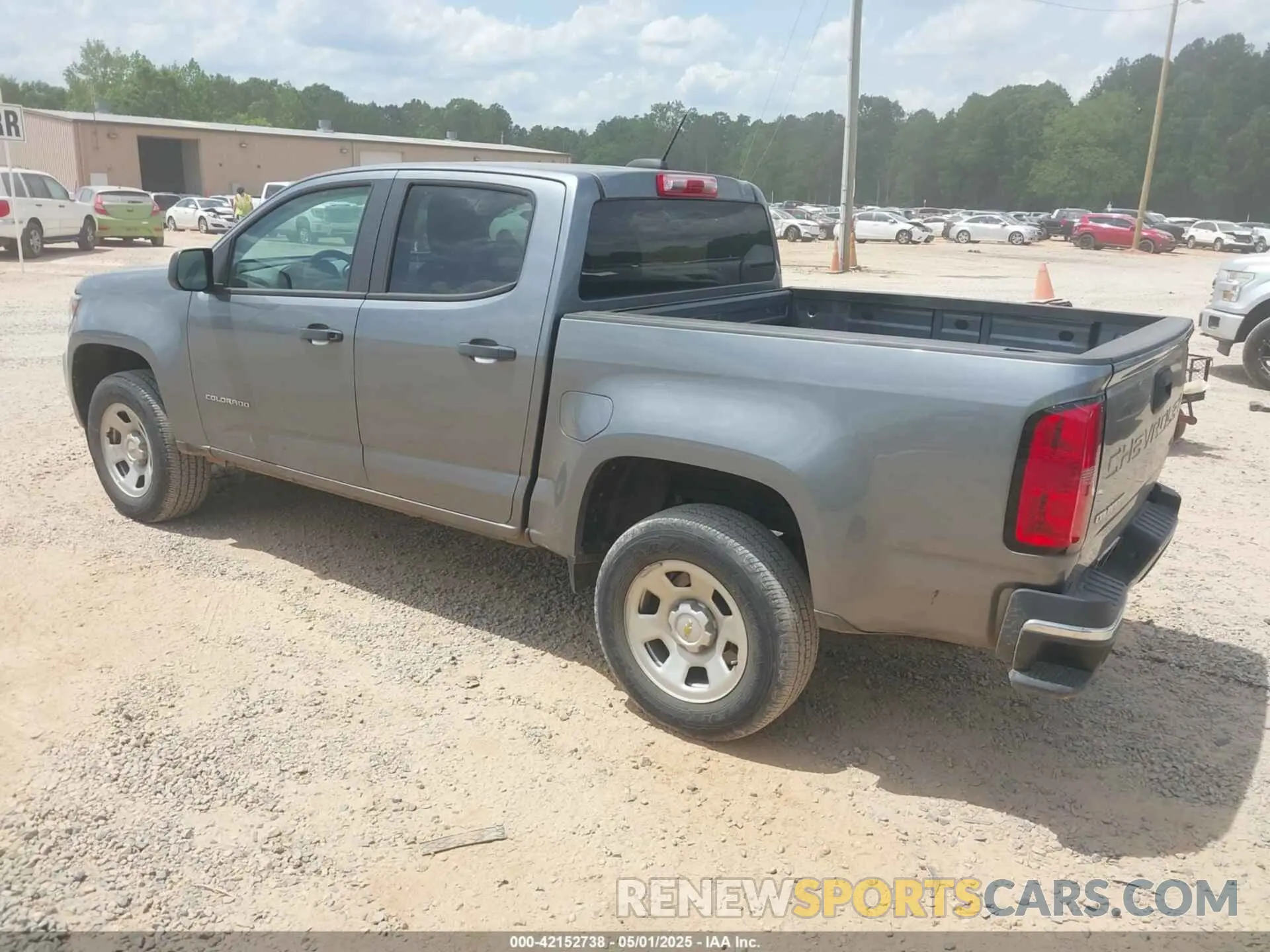 3 Photograph of a damaged car 1GCGSBEN5M1187079 CHEVROLET COLORADO 2021
