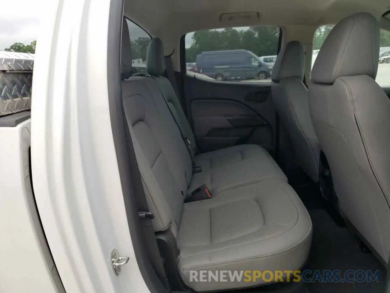 10 Photograph of a damaged car 1GCGSBEN5M1279342 CHEVROLET COLORADO 2021