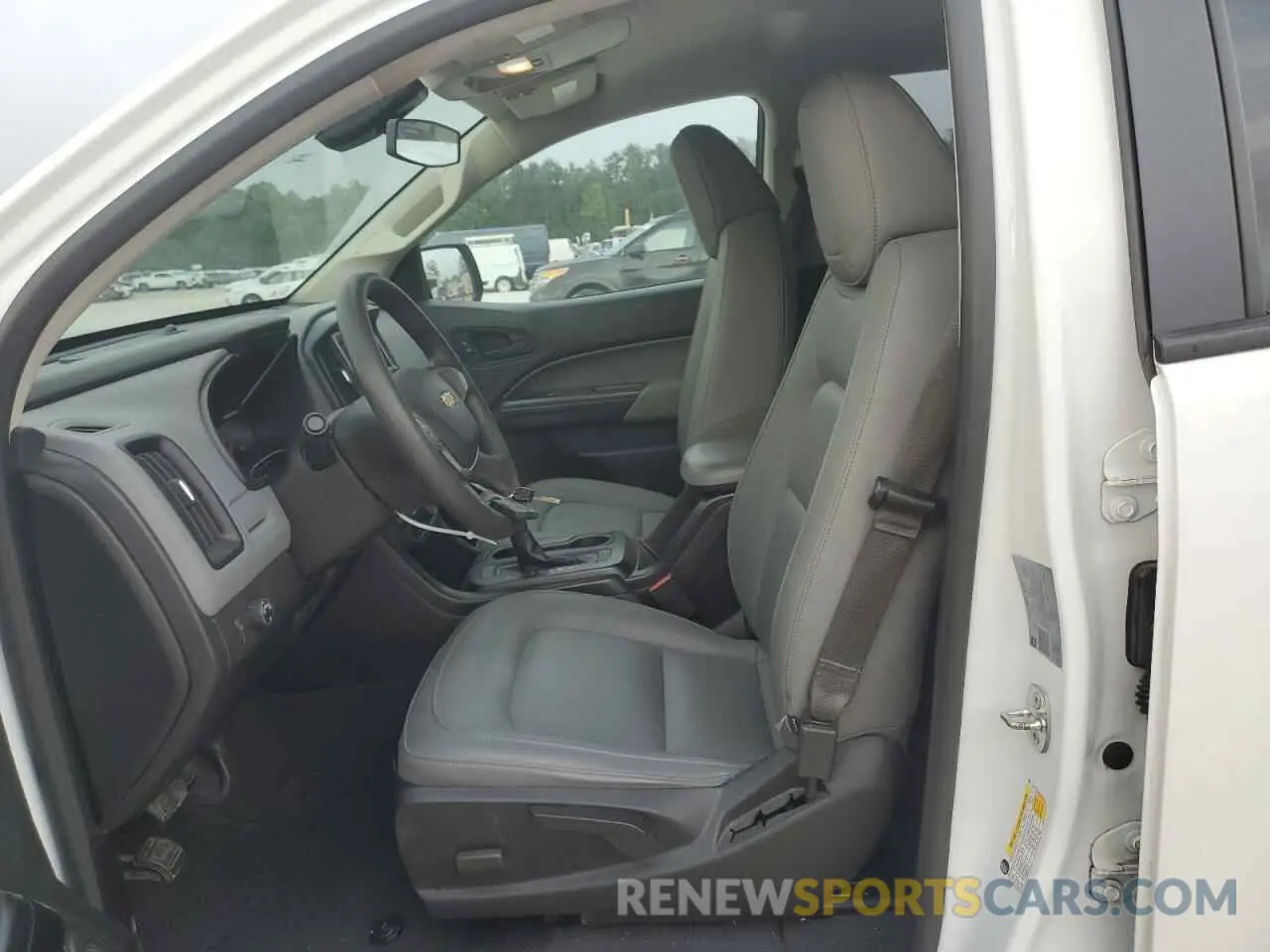 7 Photograph of a damaged car 1GCGSBEN5M1279342 CHEVROLET COLORADO 2021