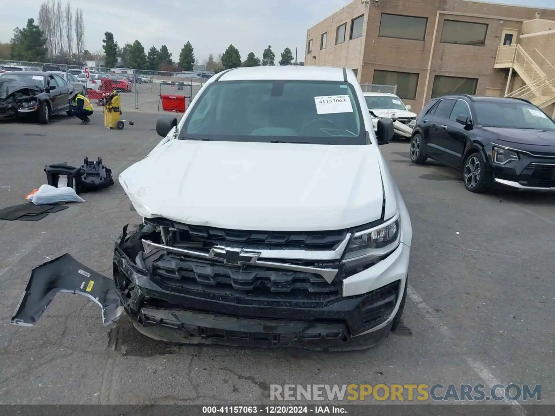 6 Photograph of a damaged car 1GCGSBEN6M1265899 CHEVROLET COLORADO 2021