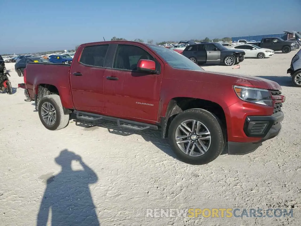 4 Photograph of a damaged car 1GCGSBEN7M1188184 CHEVROLET COLORADO 2021