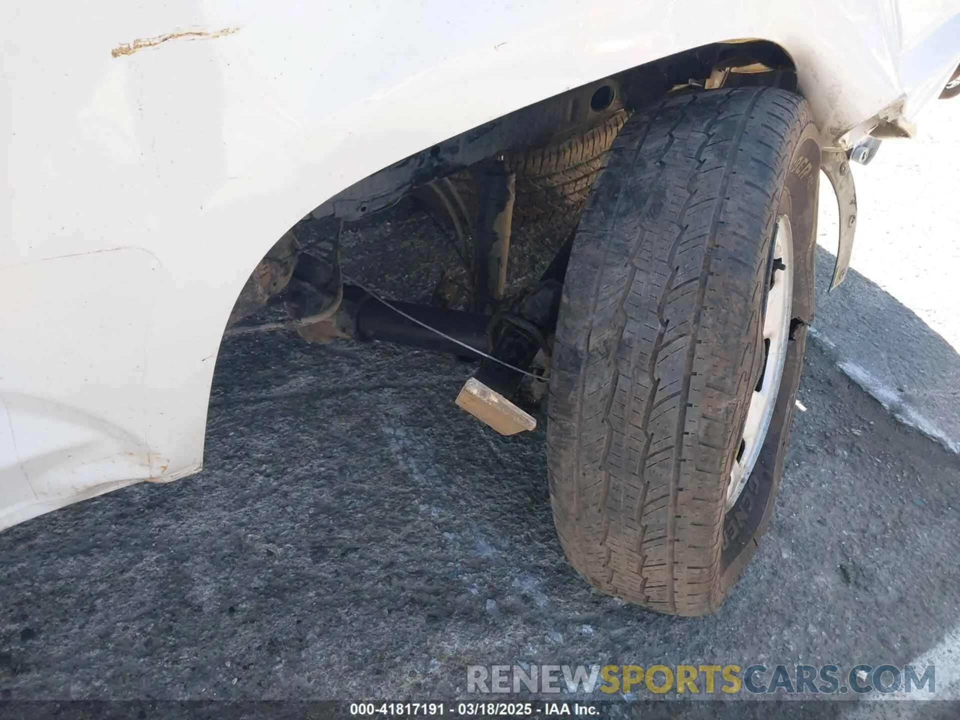 14 Photograph of a damaged car 1GCGSBEN9M1172245 CHEVROLET COLORADO 2021