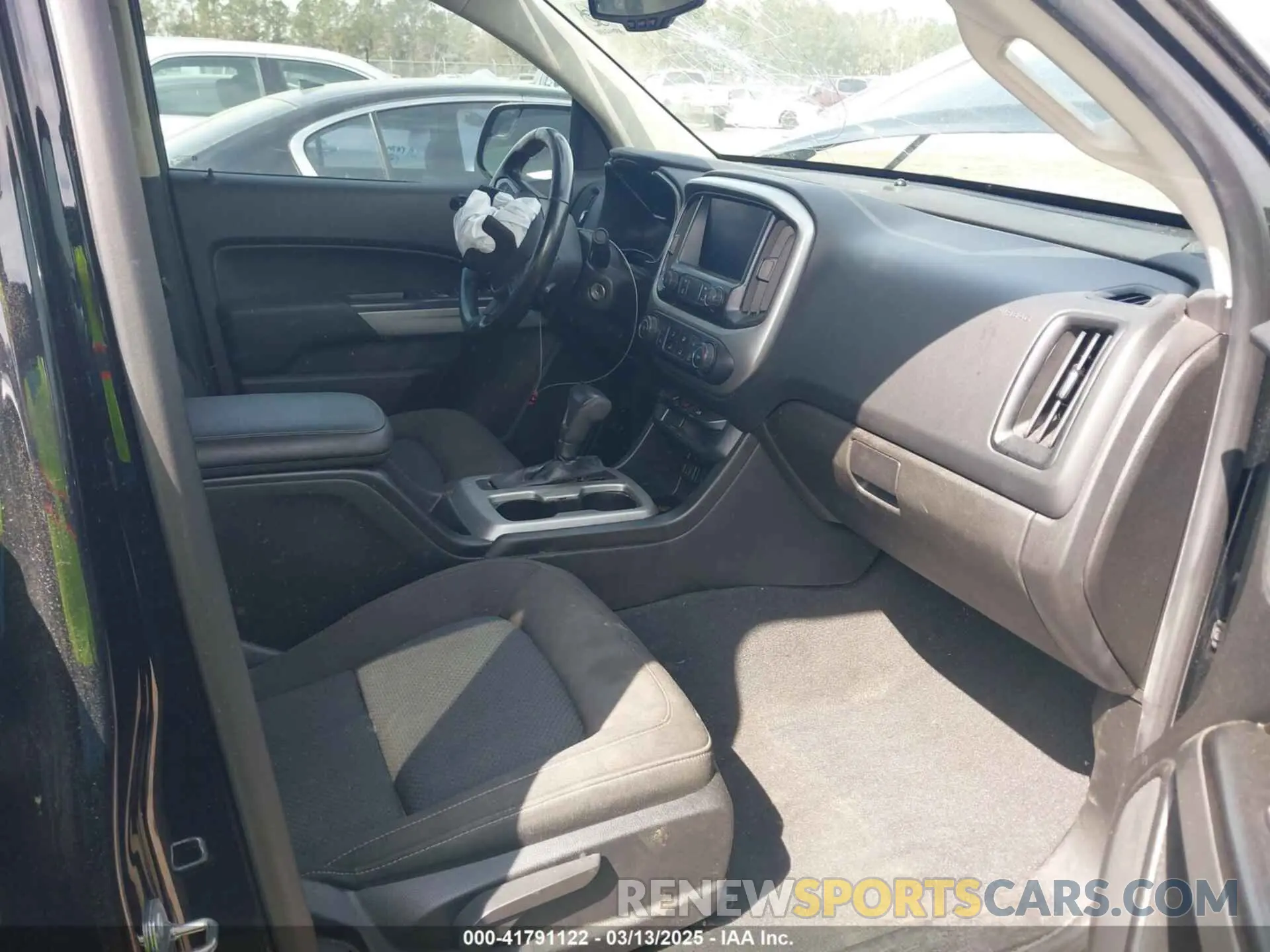 5 Photograph of a damaged car 1GCGSCEA6M1283709 CHEVROLET COLORADO 2021