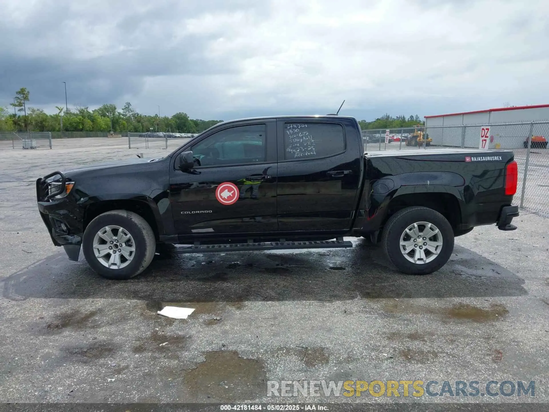 13 Photograph of a damaged car 1GCGSCEN1M1131727 CHEVROLET COLORADO 2021