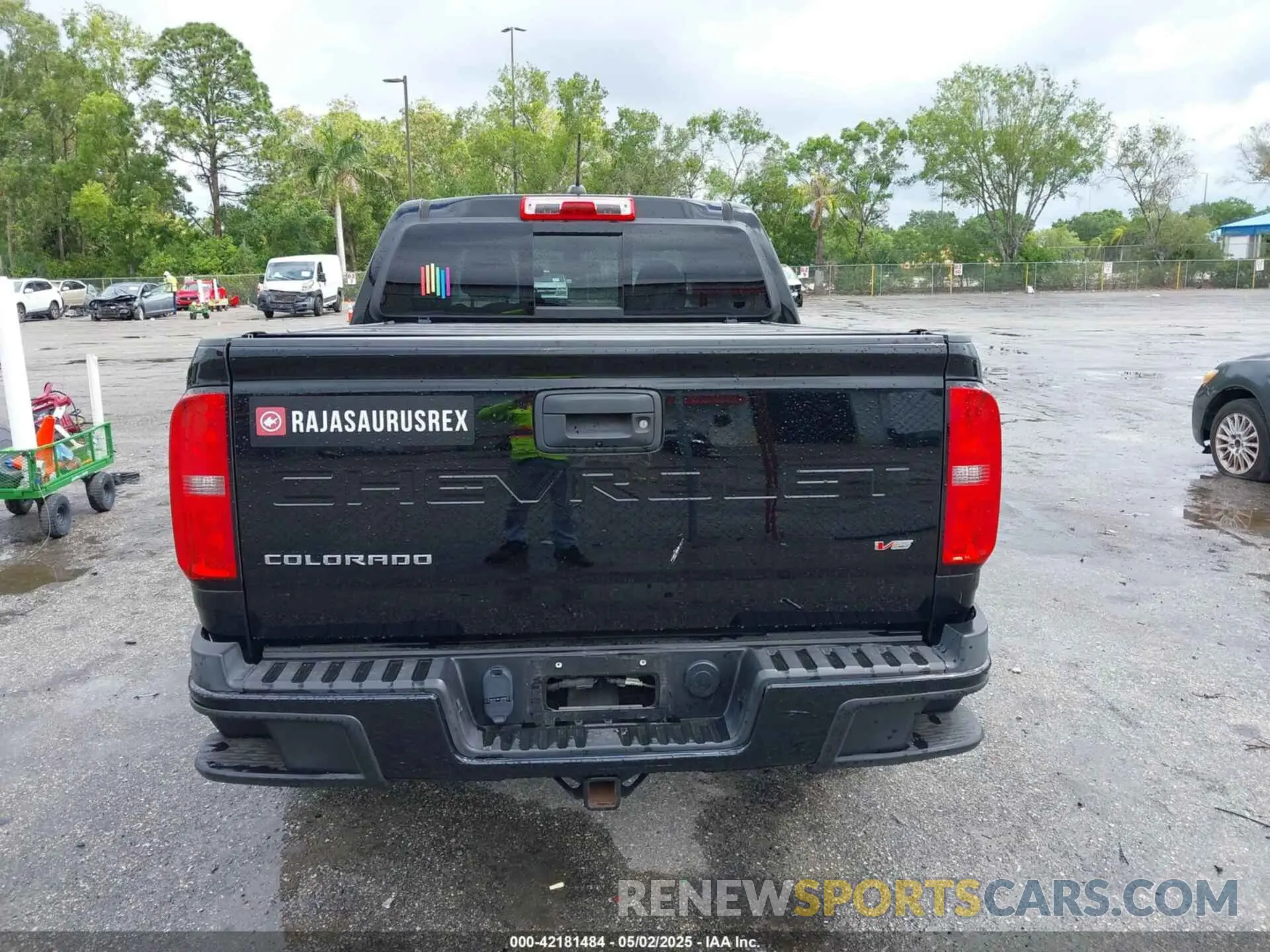 15 Photograph of a damaged car 1GCGSCEN1M1131727 CHEVROLET COLORADO 2021