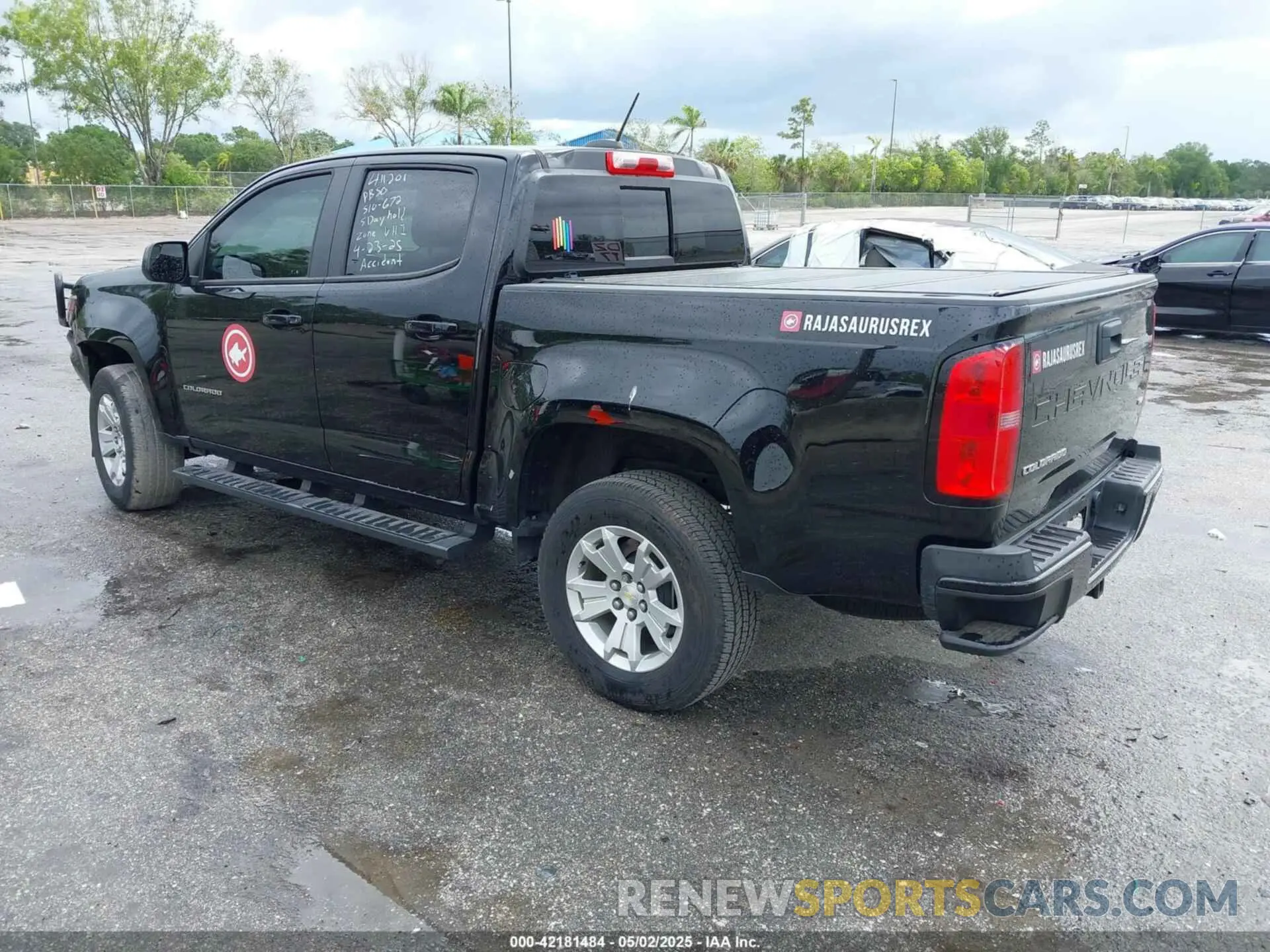 3 Photograph of a damaged car 1GCGSCEN1M1131727 CHEVROLET COLORADO 2021