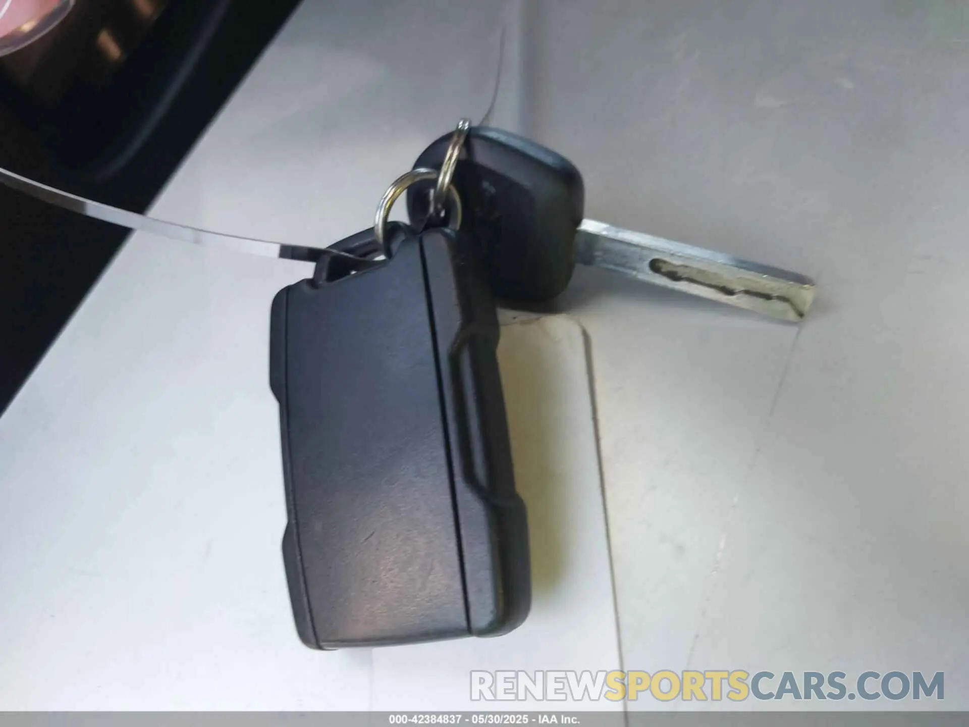 11 Photograph of a damaged car 1GCGSCEN2M1142381 CHEVROLET COLORADO 2021